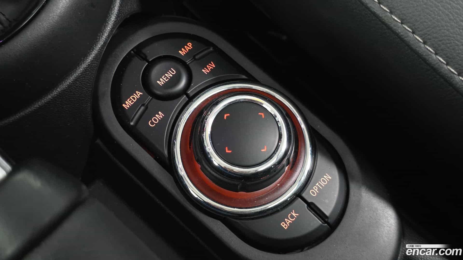 Cooper Mini 2022.4-OPTION-042