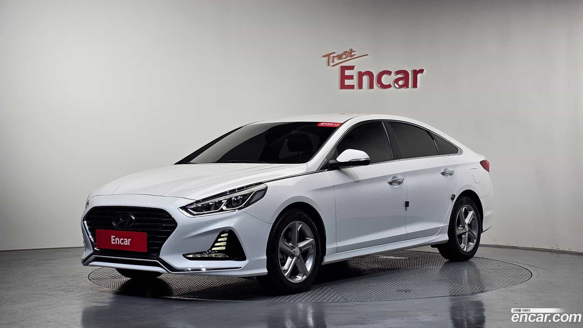 Sonata Hyundai 2019.1-THUMBNAIL-011