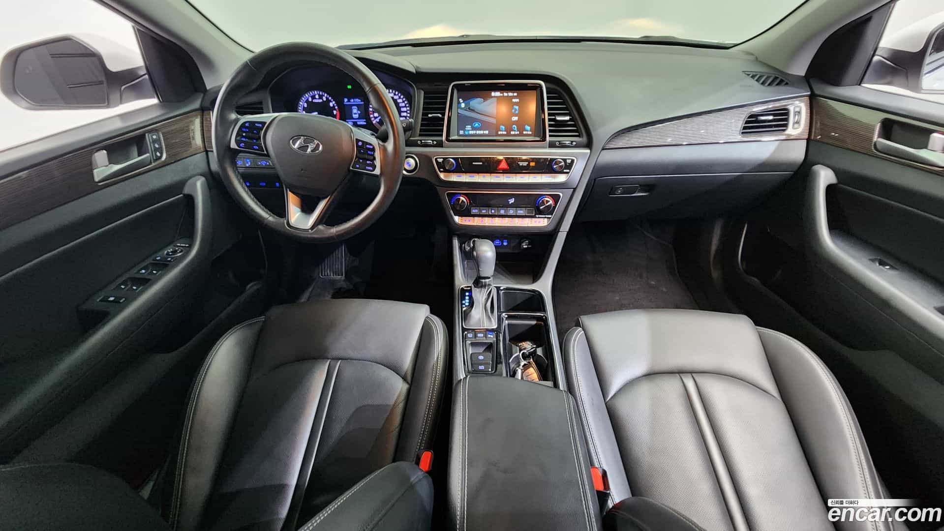 Sonata Hyundai 2019.1-INNER-007