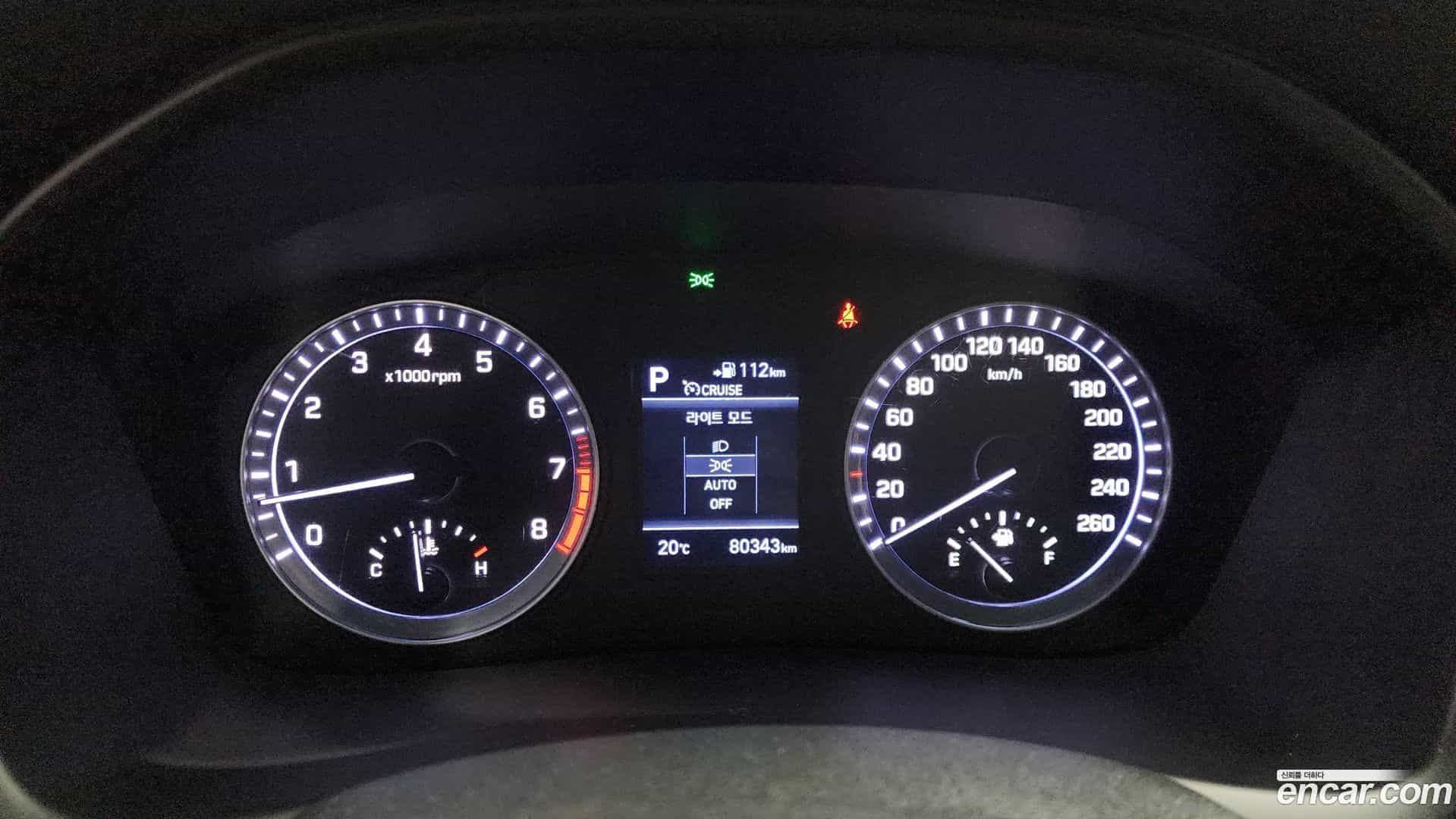 Sonata Hyundai 2019.1-INNER-008