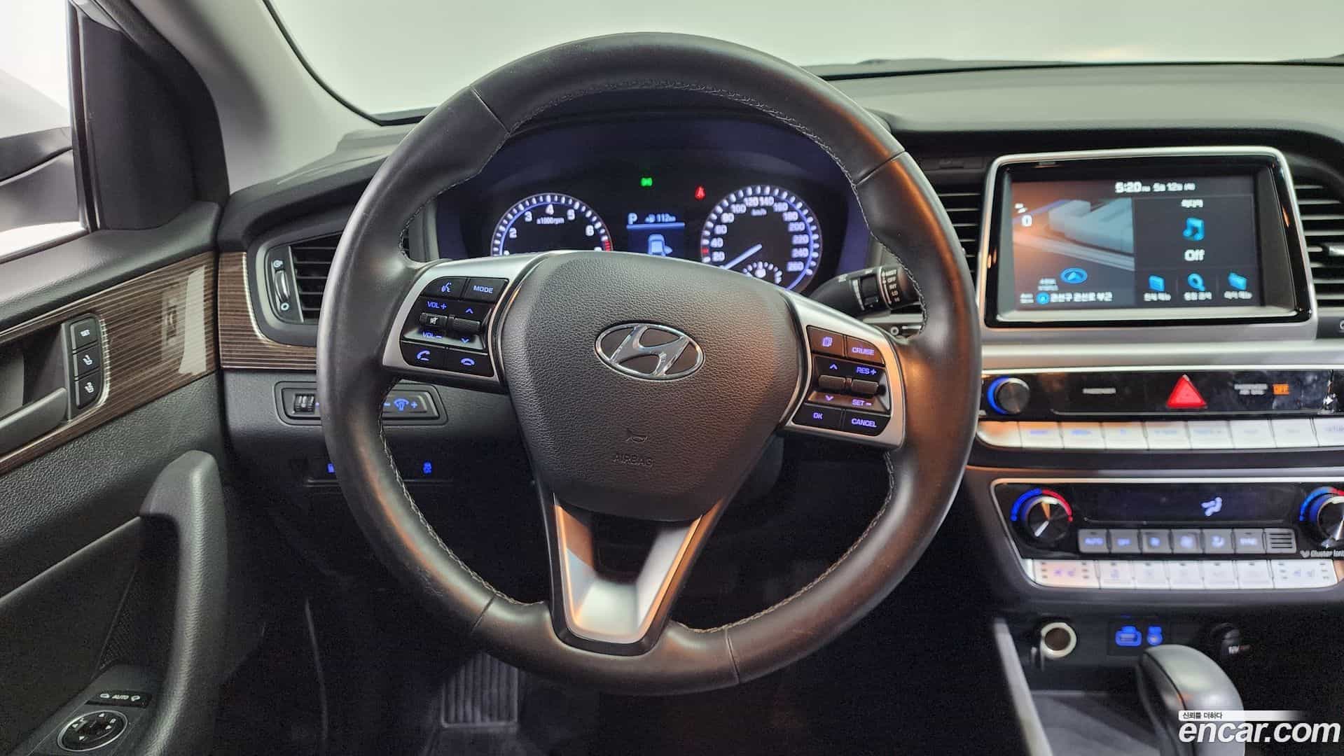 Sonata Hyundai 2019.1-OPTION-018