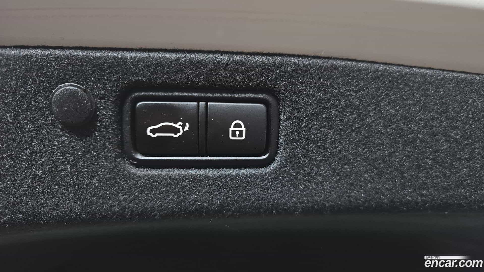 Grandeur Hyundai 2020.0-OPTION-043