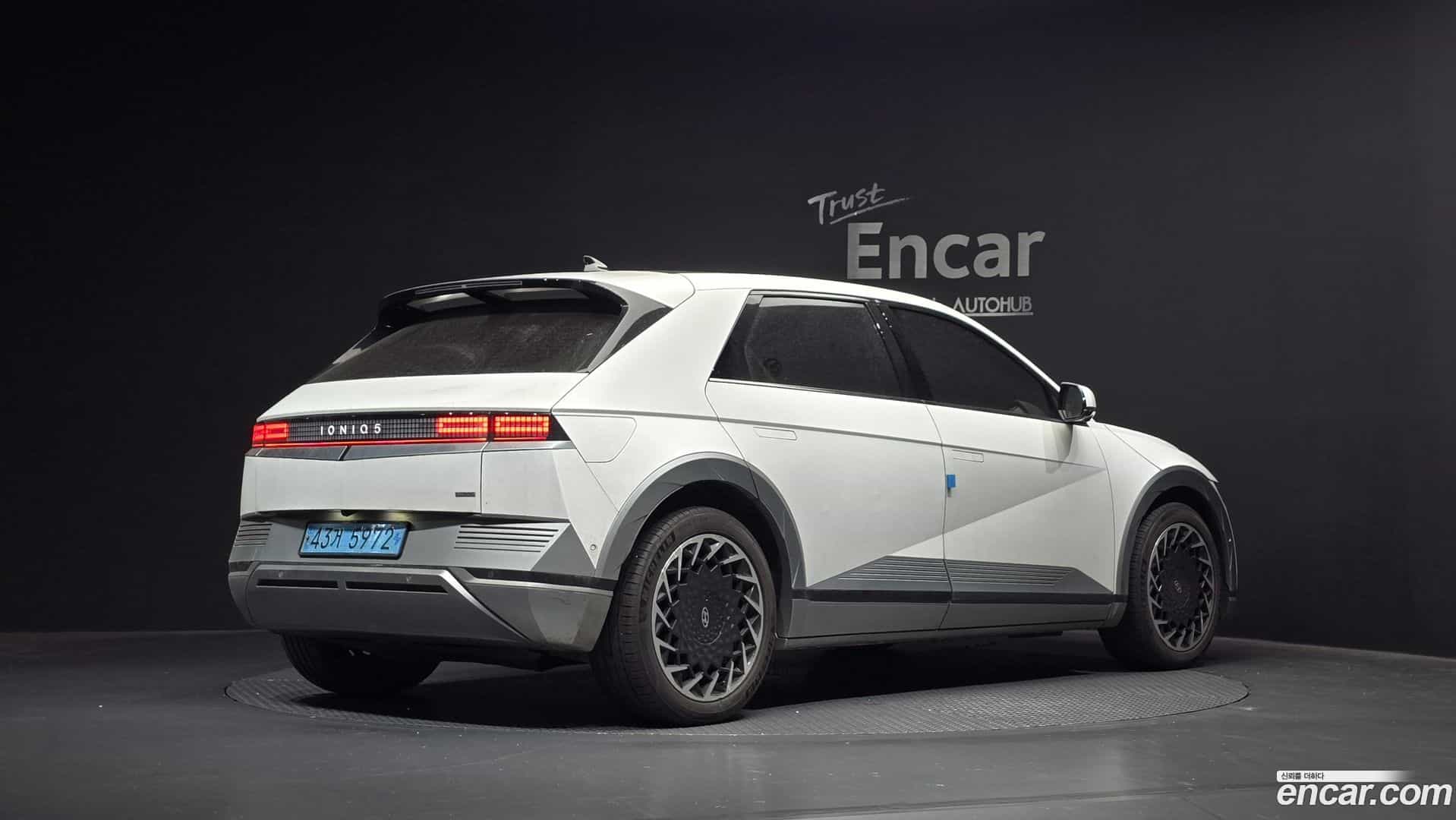 Ioniq5 Hyundai 2022.10-OUTER-002