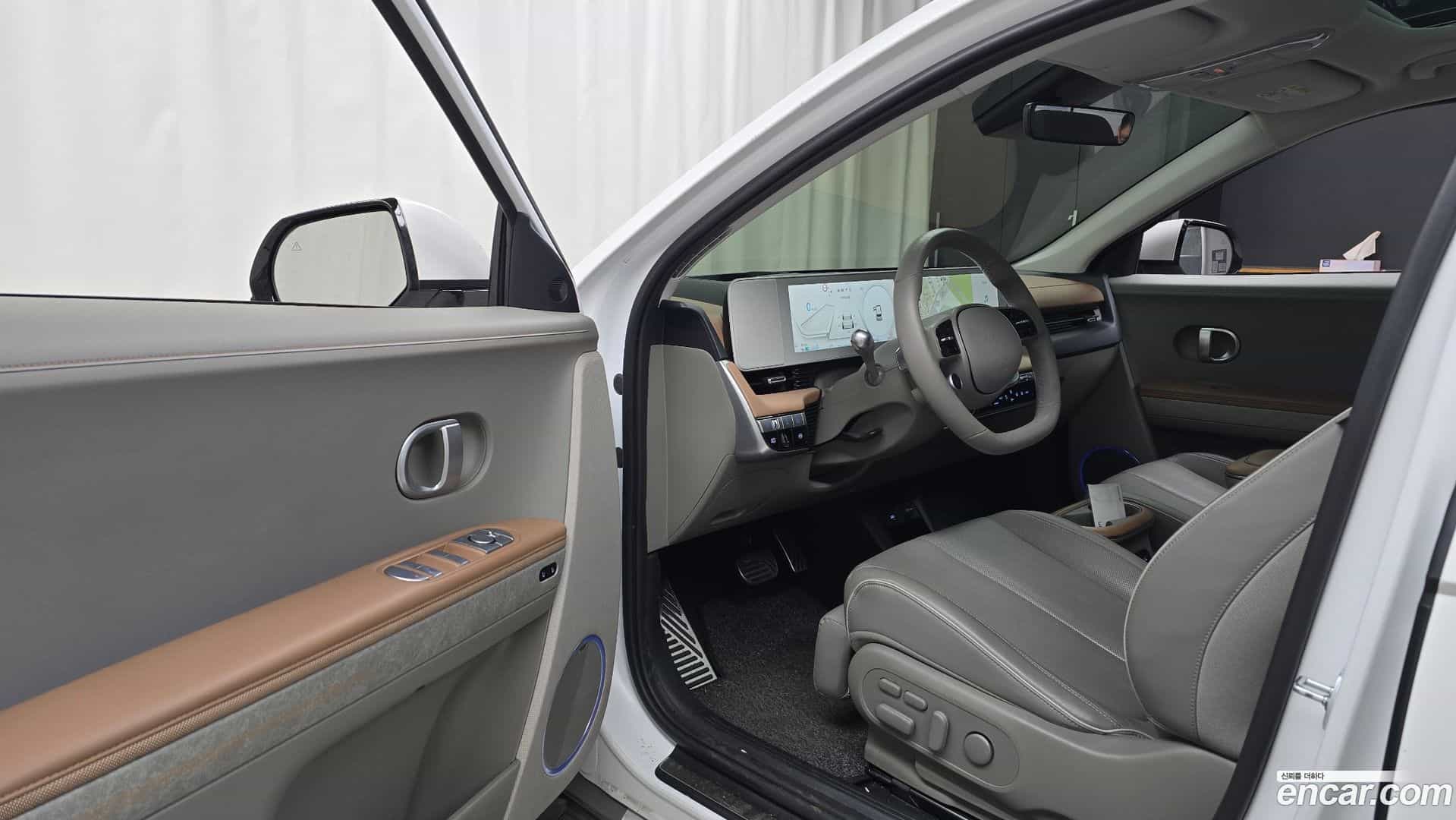 Ioniq5 Hyundai 2022.10-INNER-010