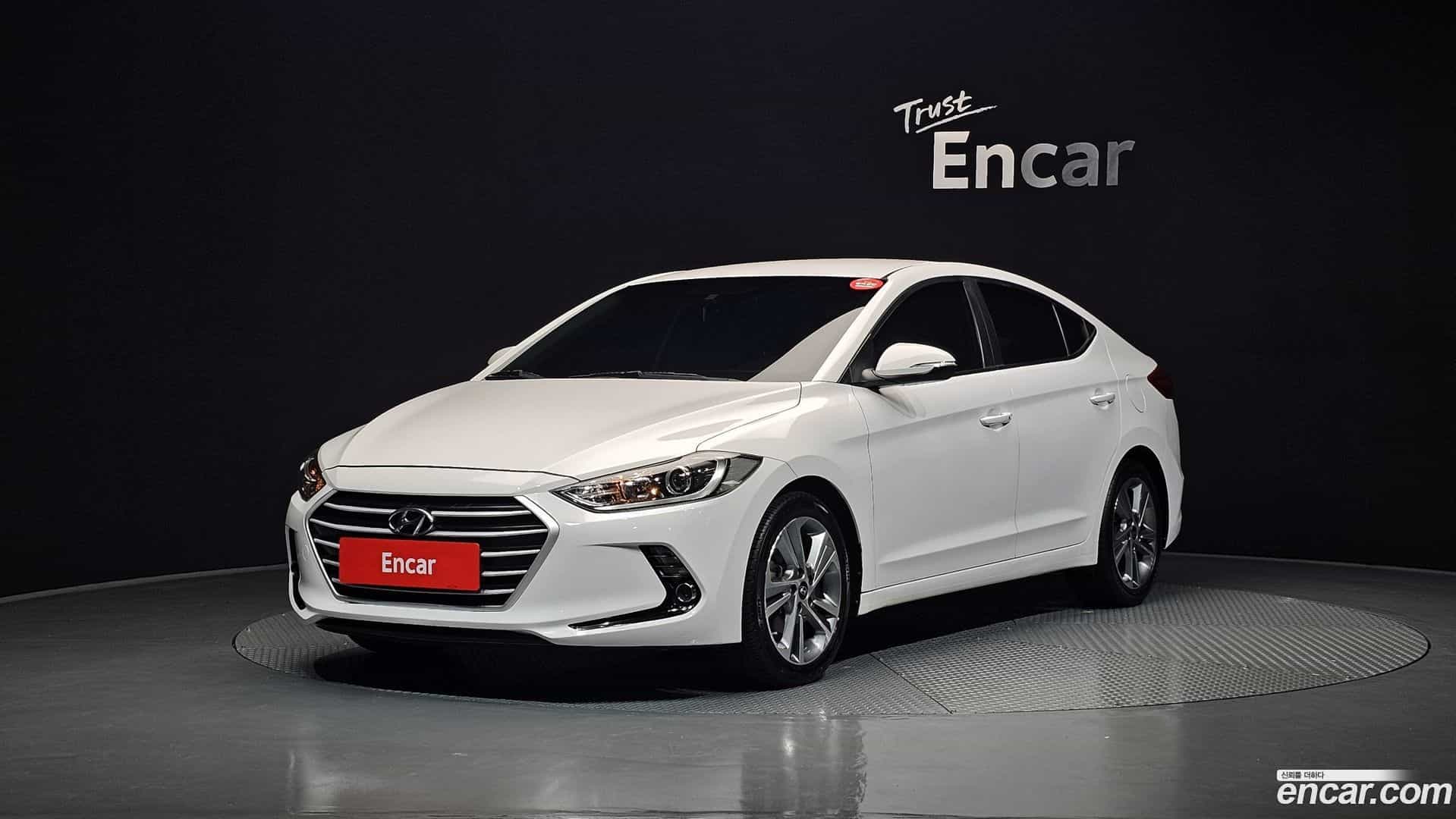 AVANTE Hyundai 2017.1-OUTER-001