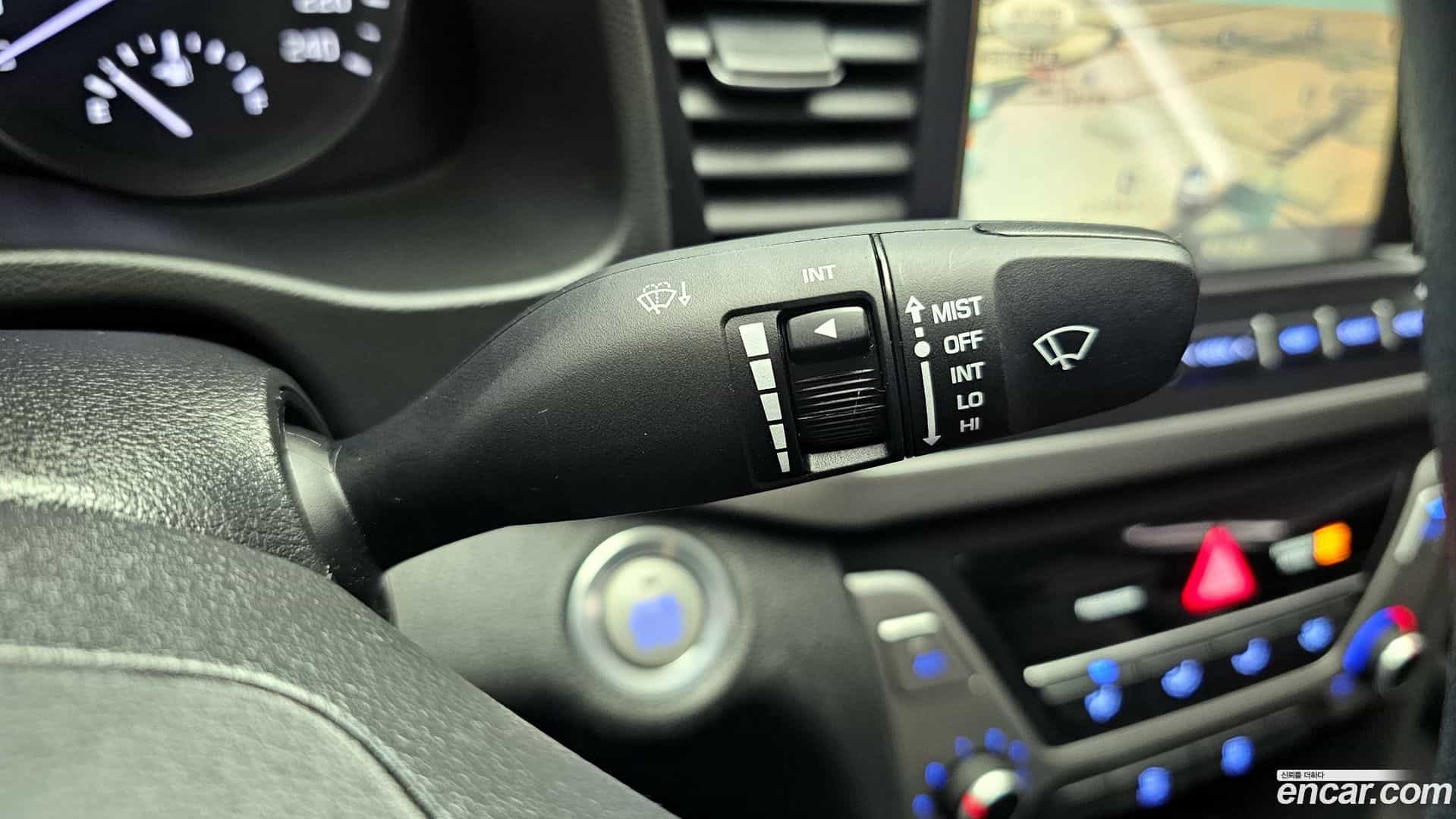 AVANTE Hyundai 2017.1-OPTION-023