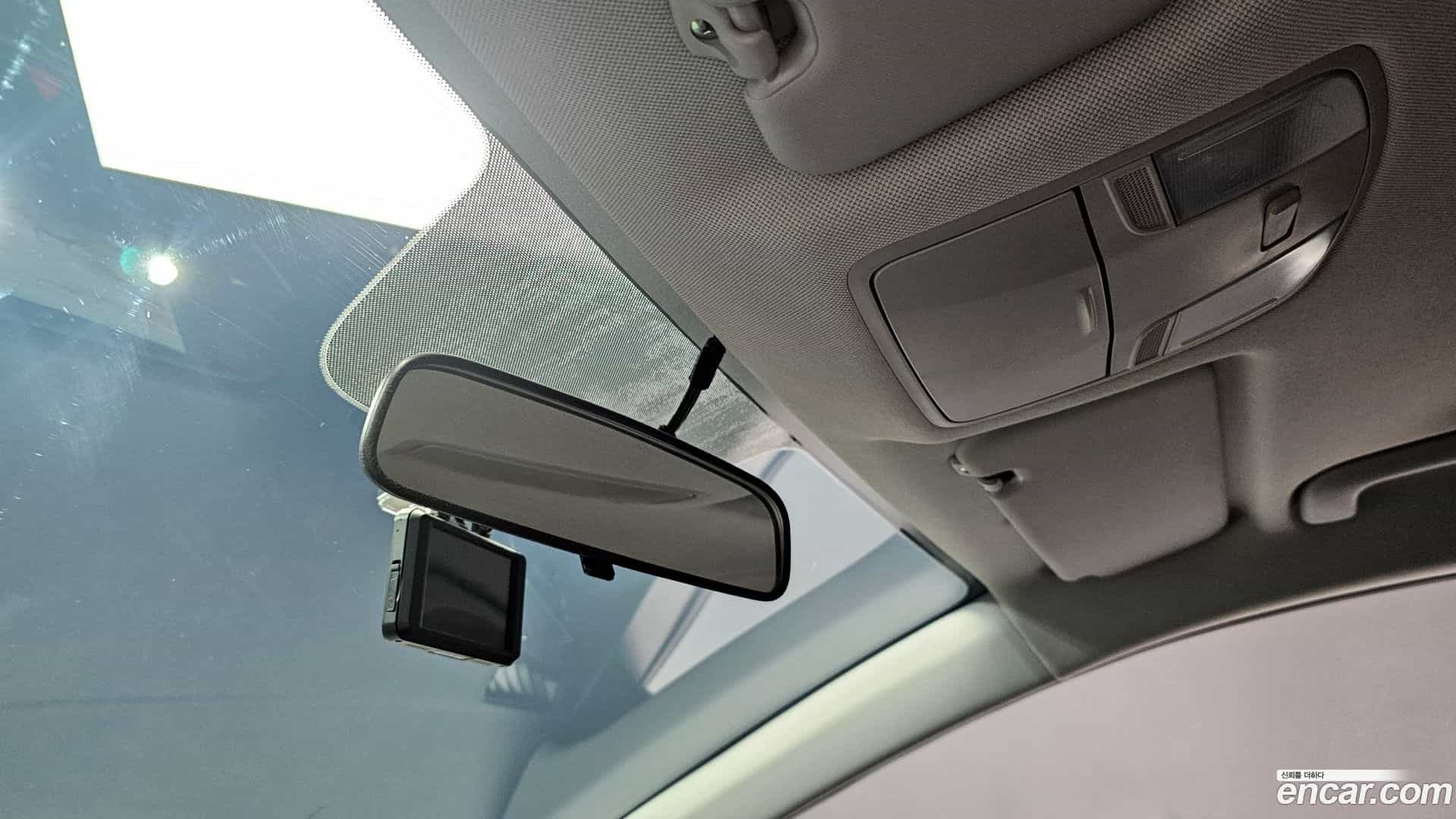 AVANTE Hyundai 2017.1-OPTION-040