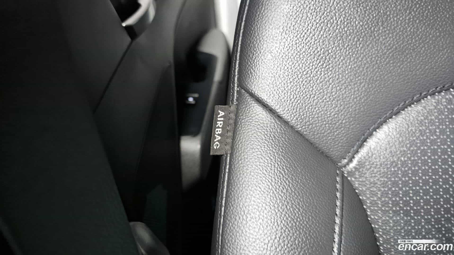 AVANTE Hyundai 2017.1-OPTION-041