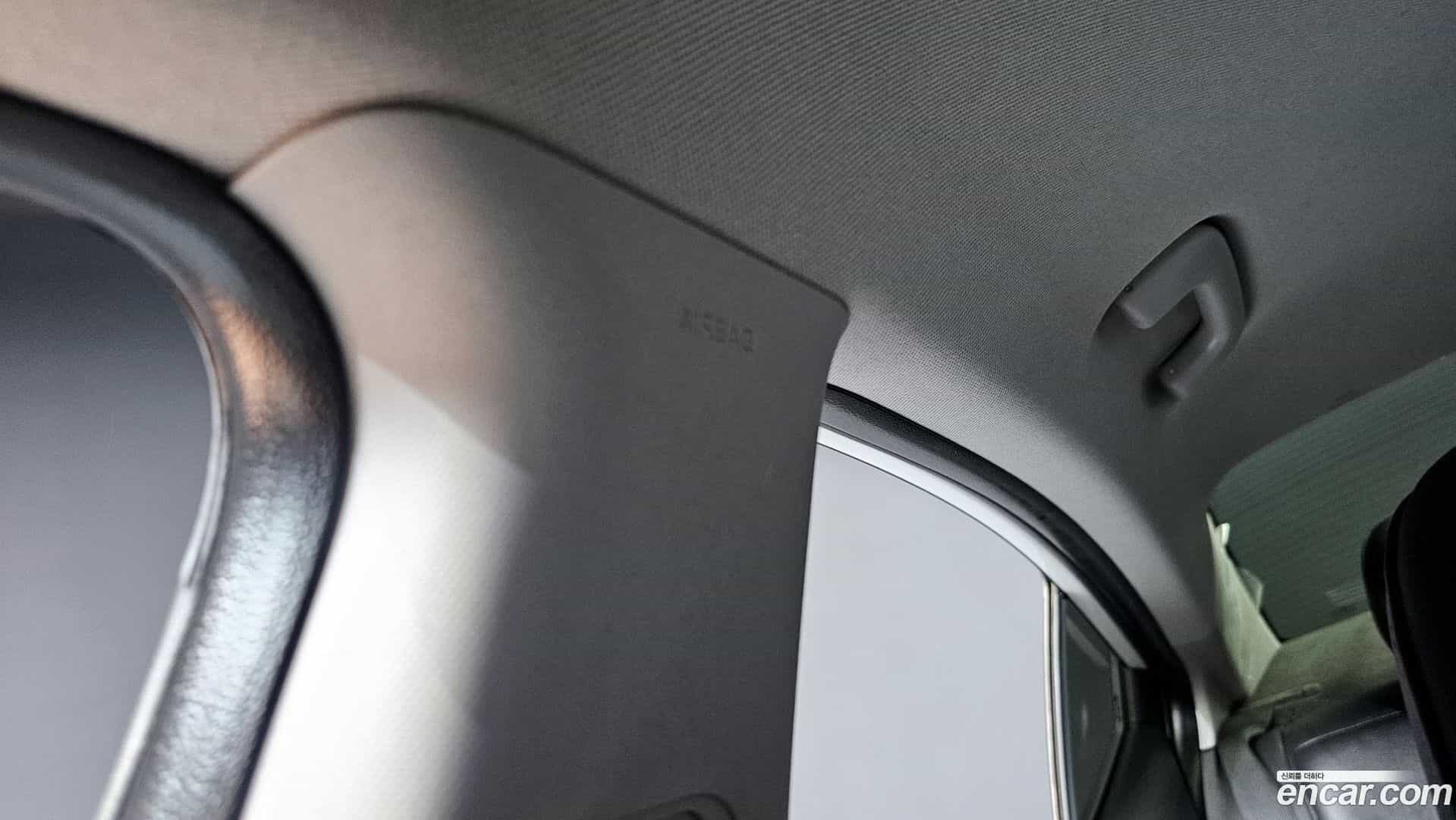 AVANTE Hyundai 2017.1-OPTION-043