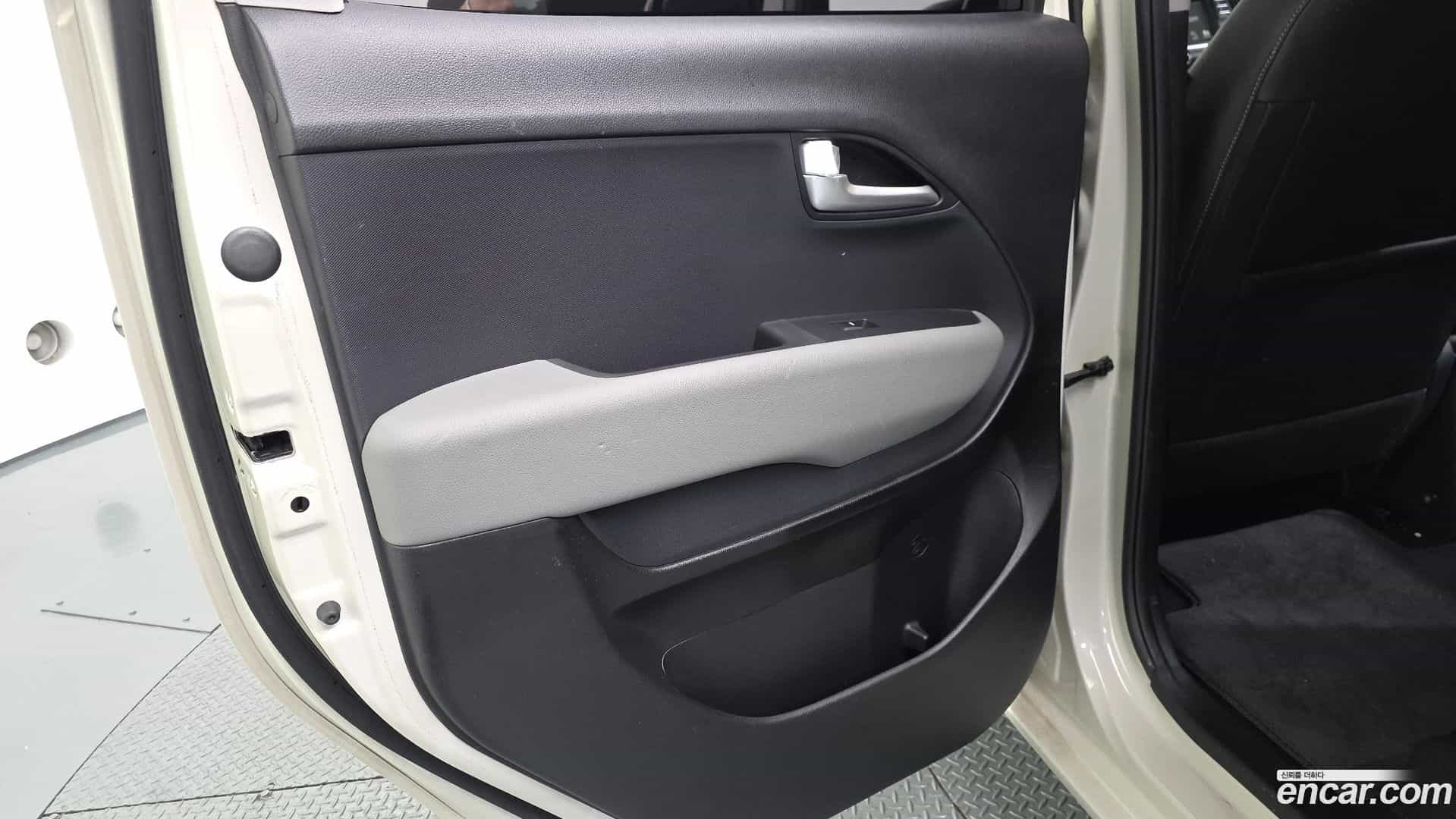 RAY Kia 2019.5-INNER-035