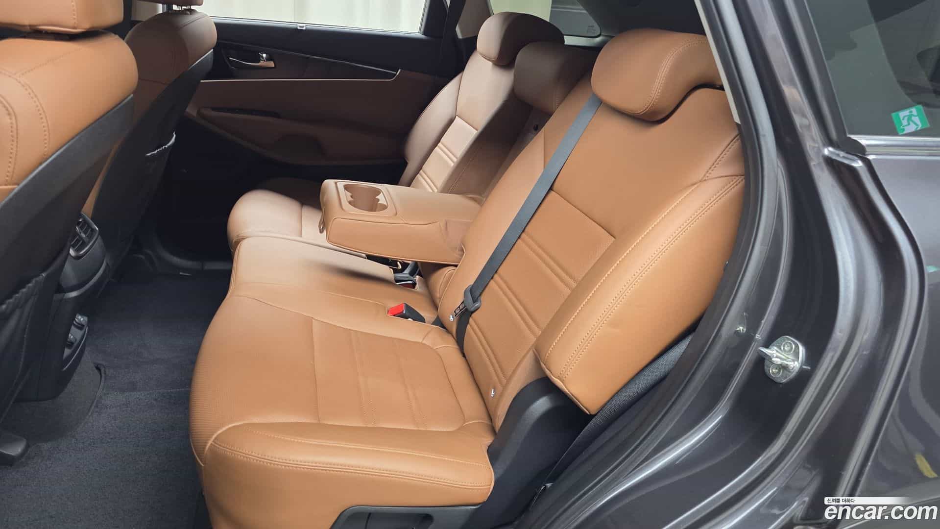 Sorento Kia 2019.5-INNER-036