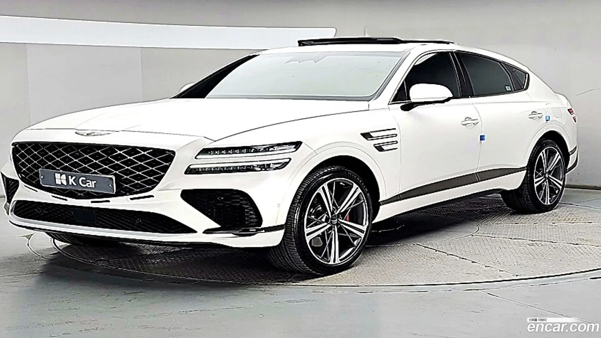 Main__Slider__Photo:GV80 Genesis 2024.4-0
