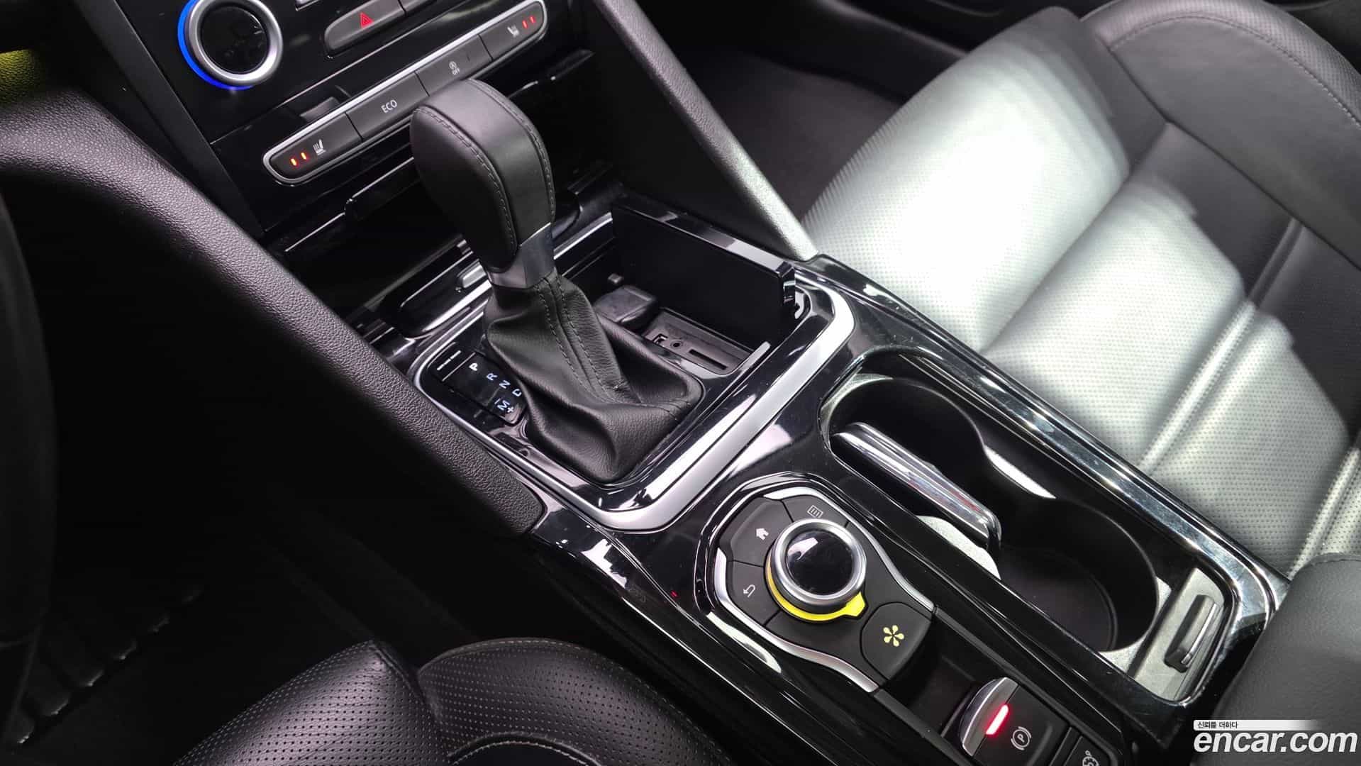 SM6 Renault Korea 2017.11-INNER-009