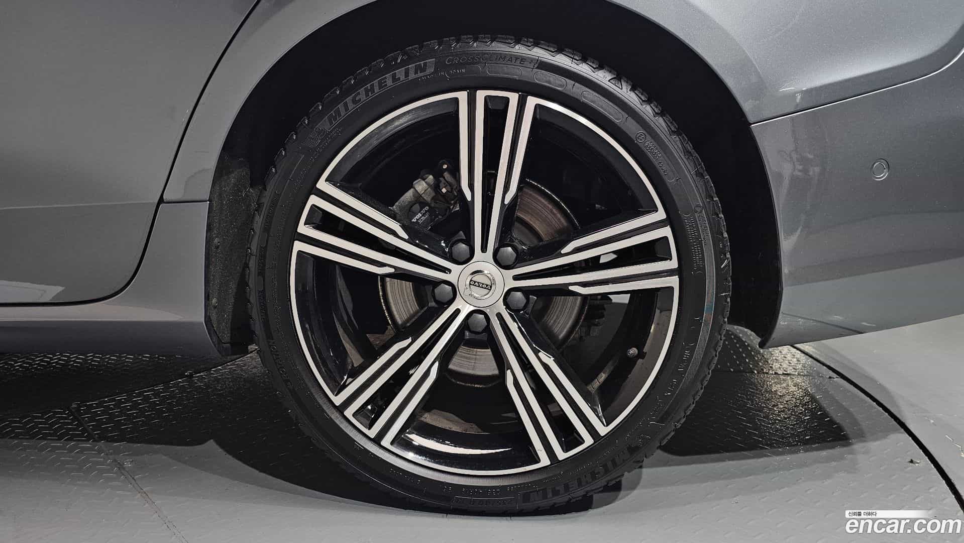 S60 Volvo 2020.9-OUTER-031
