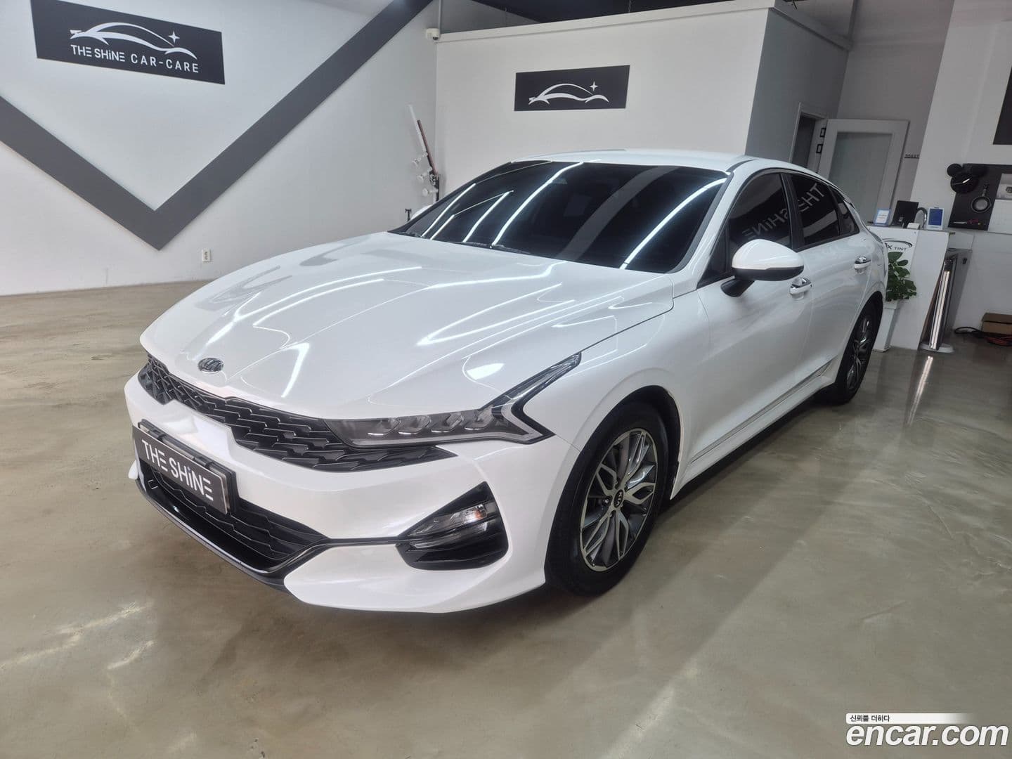 Main__Slider__Photo:K5 Kia 2021.4-0