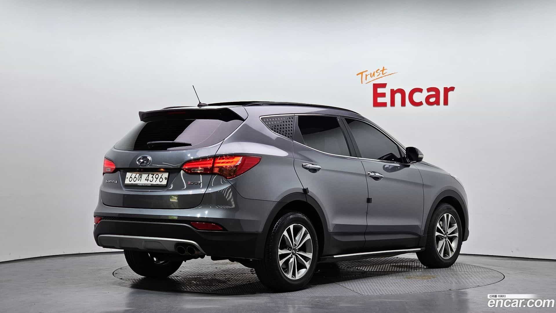 Santafe Hyundai 2014.7-OUTER-002
