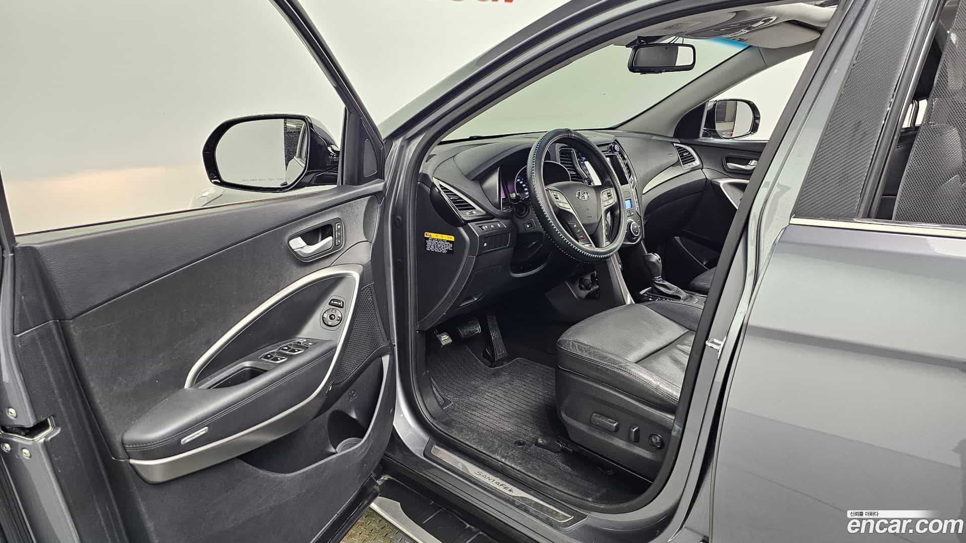 Santafe Hyundai 2014.7-INNER-036
