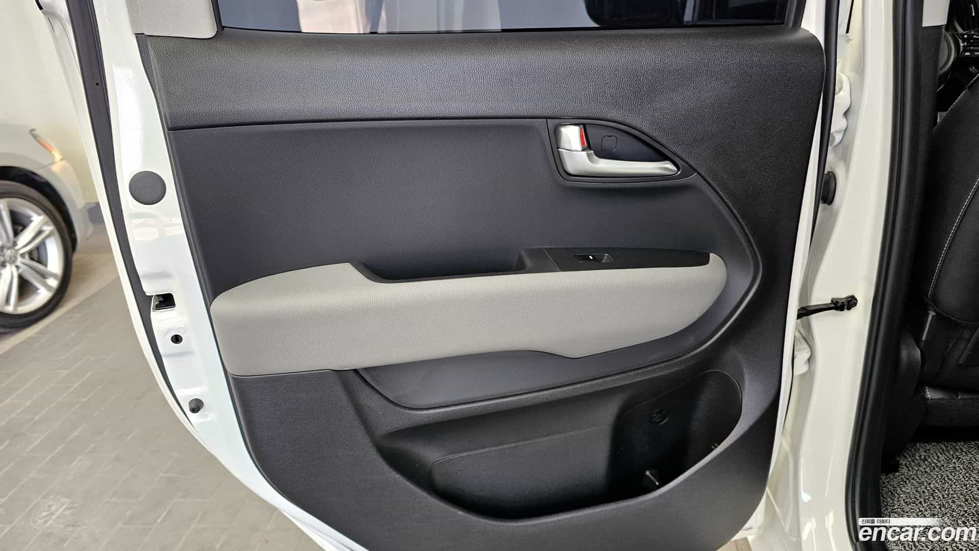 RAY Kia 2024.3-INNER-035