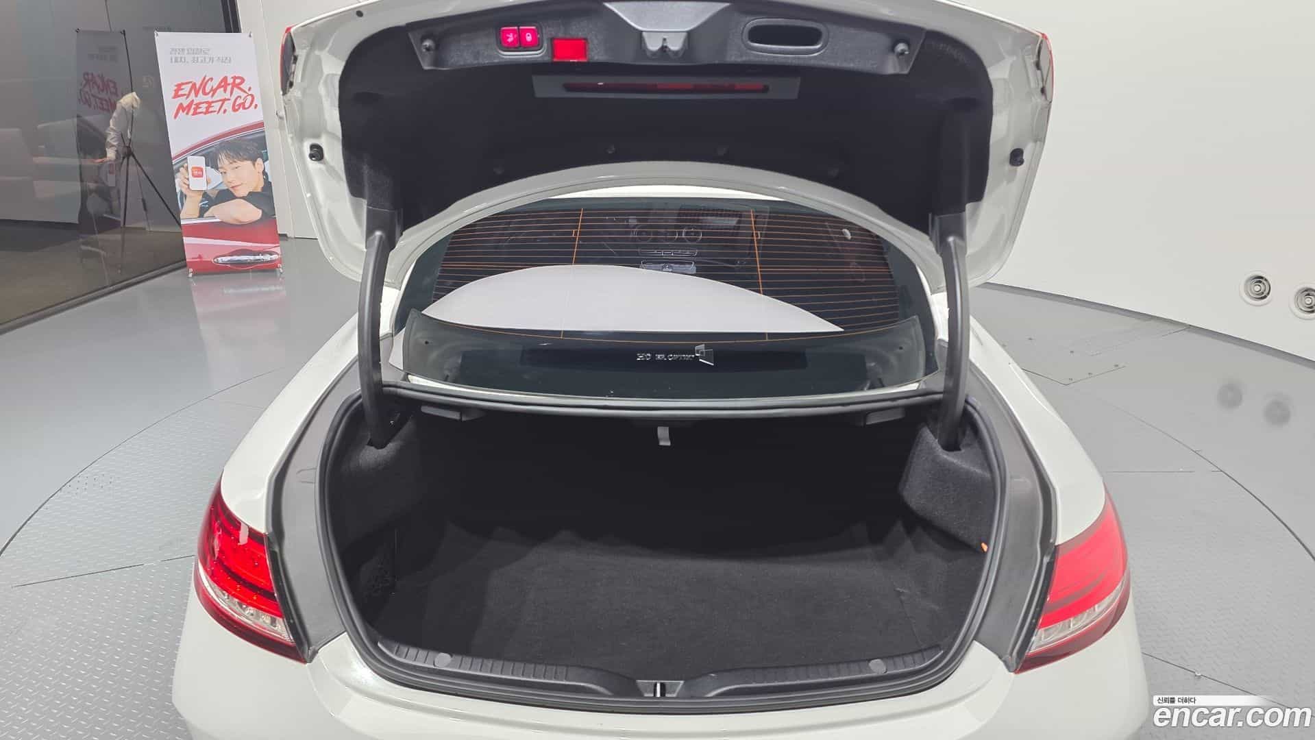 C-Class Mercedes-Benz 2021.4-OPTION-024