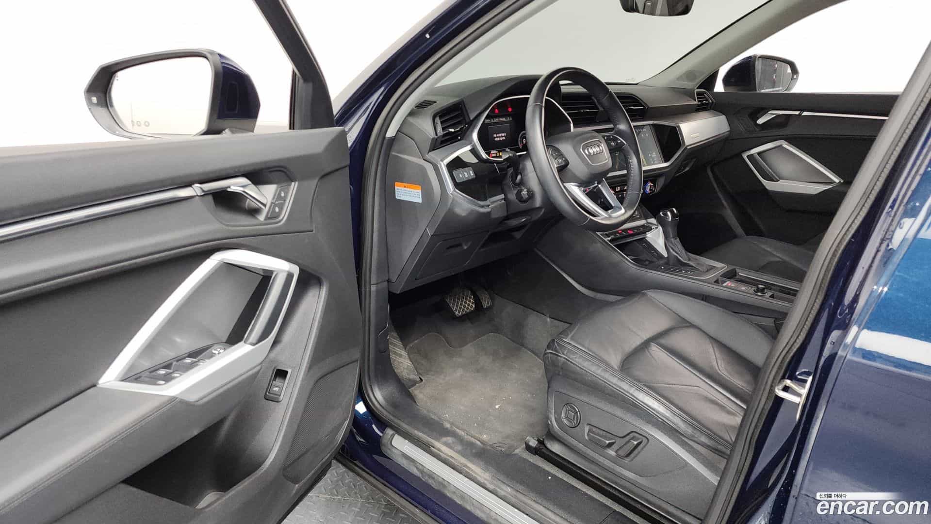 Q3 Audi 2020.11-INNER-010