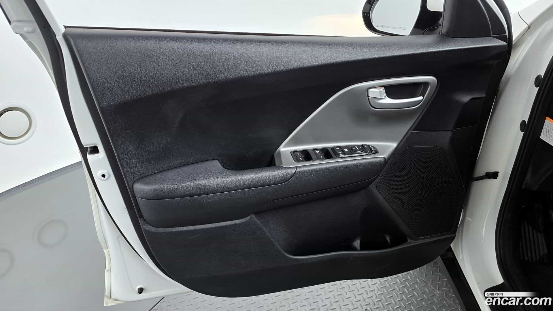 Niro Kia 2021.5-INNER-034