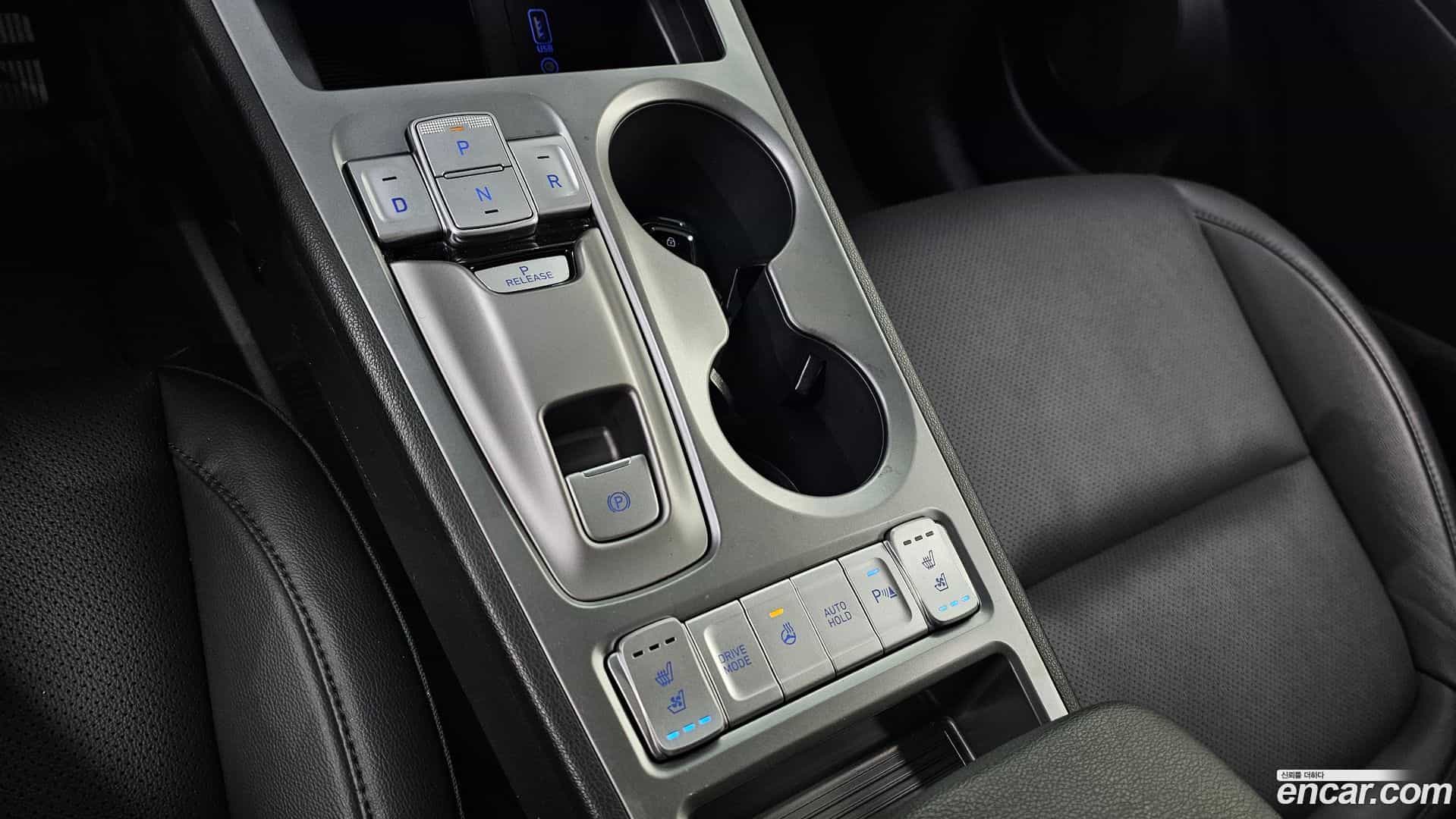 Kona Hyundai 2019.4-INNER-009
