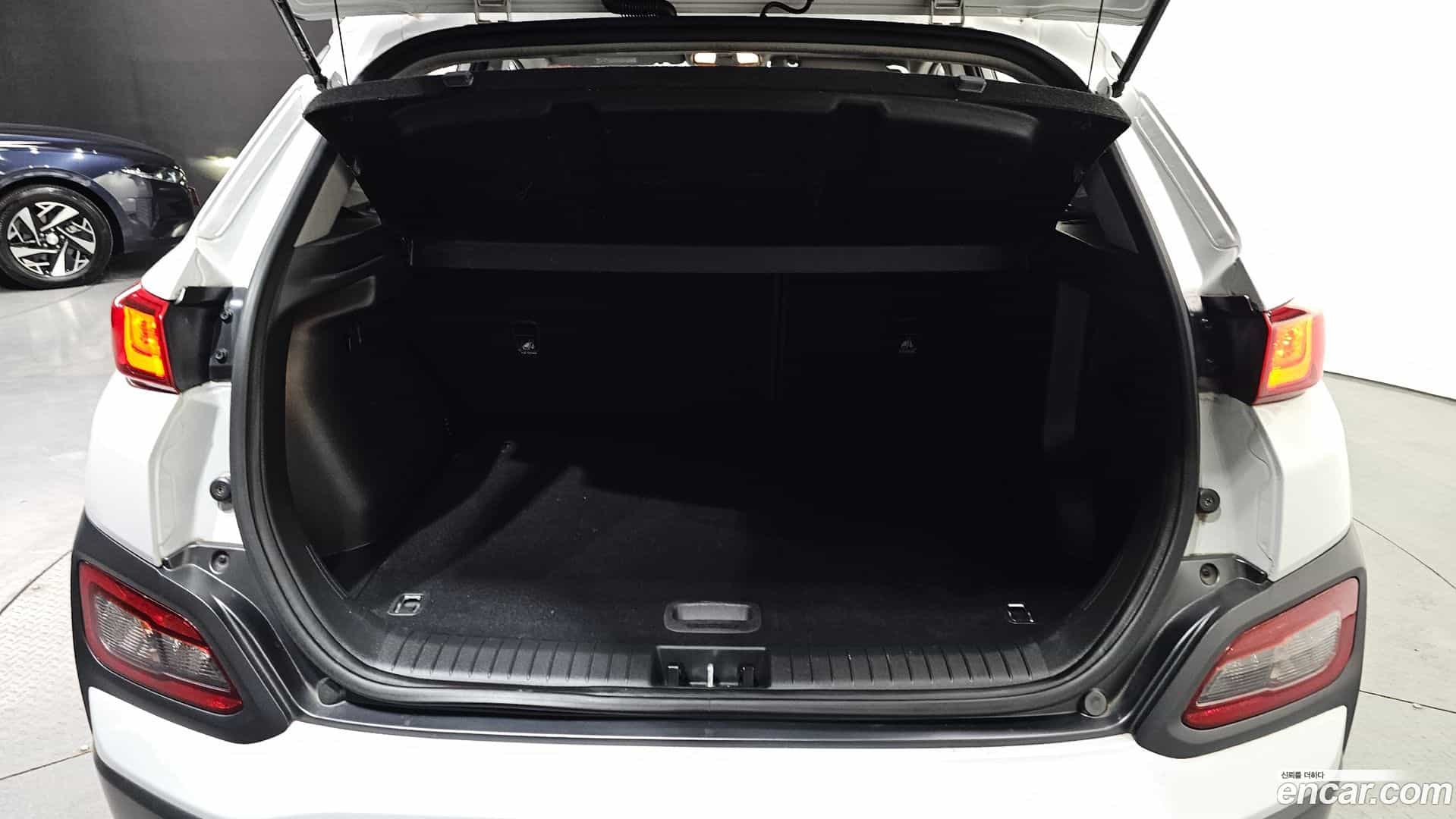 Kona Hyundai 2019.4-OPTION-024