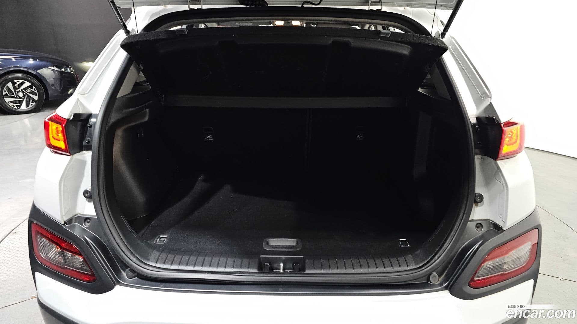 Main__Slider__Photo:Kona Hyundai 2019.4-19