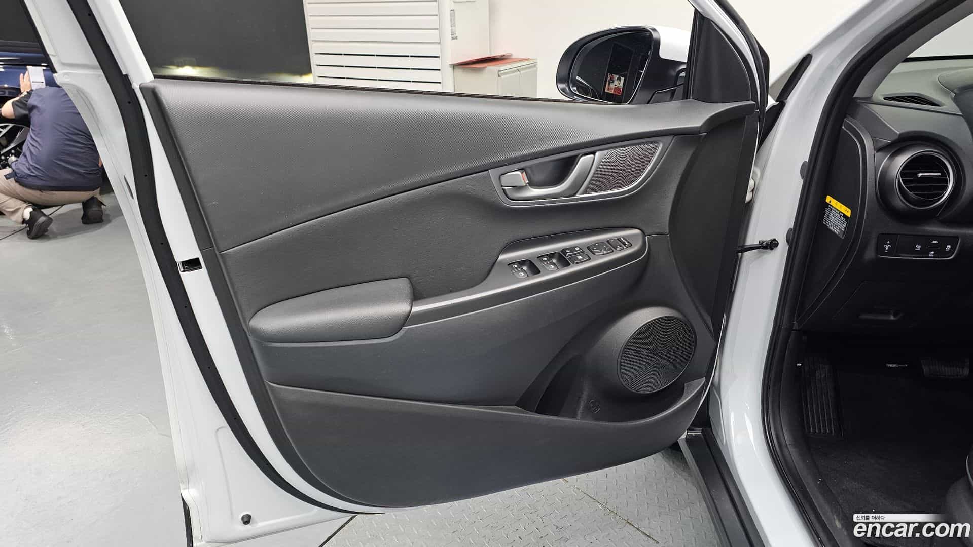 Kona Hyundai 2019.4-INNER-034