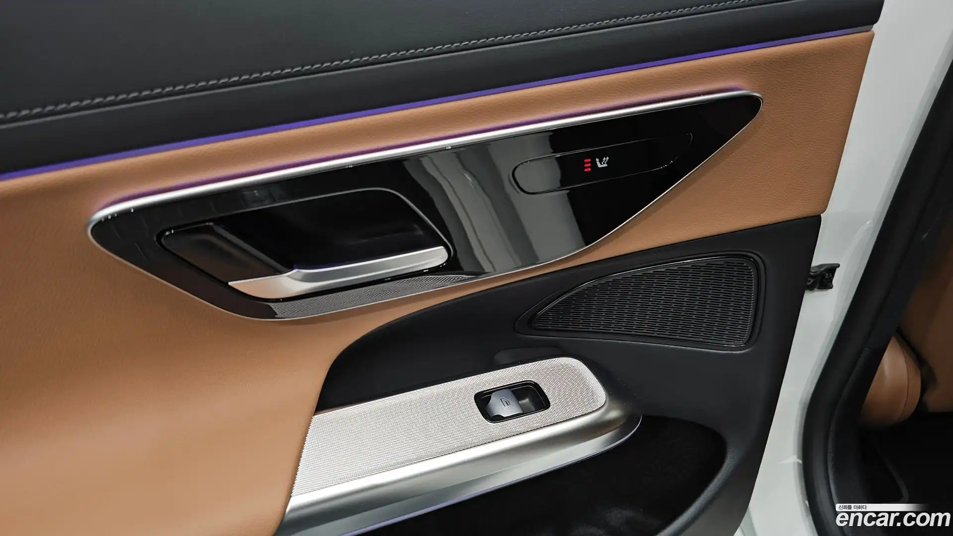 E-Class Mercedes-Benz 2024.7-OPTION-022