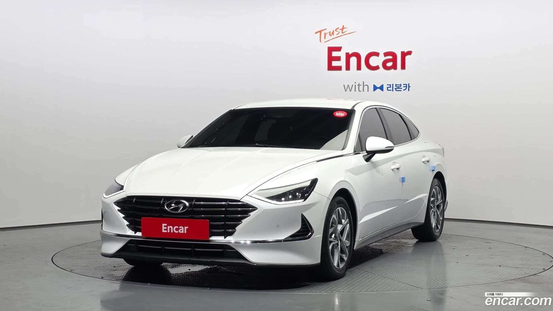 Main__Slider__Photo:Sonata Hyundai 2019.4-0