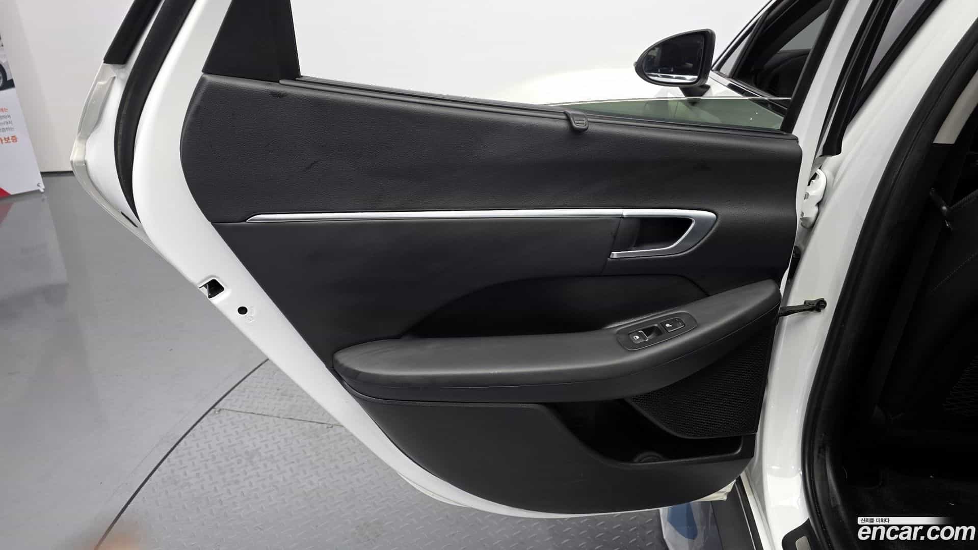 Sonata Hyundai 2019.4-INNER-034