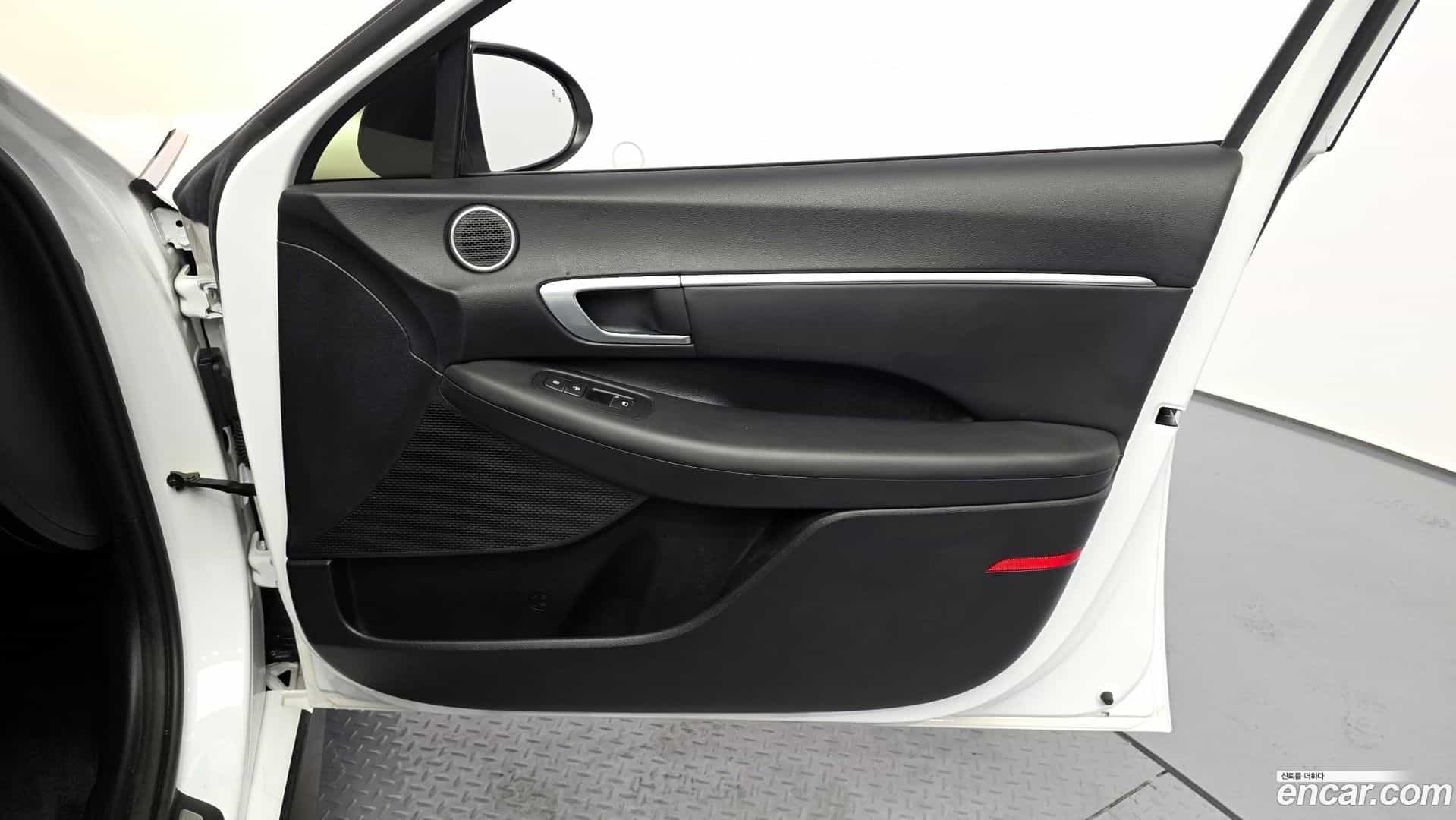 Sonata Hyundai 2019.4-INNER-035