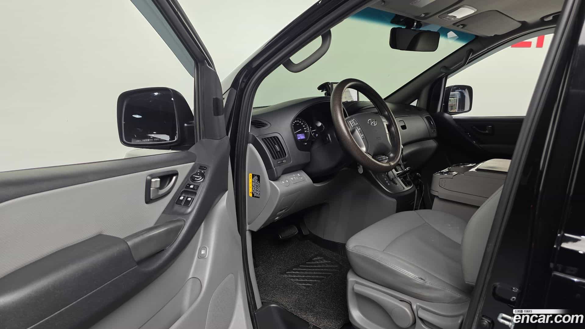 Starex Hyundai 2020.4-INNER-010