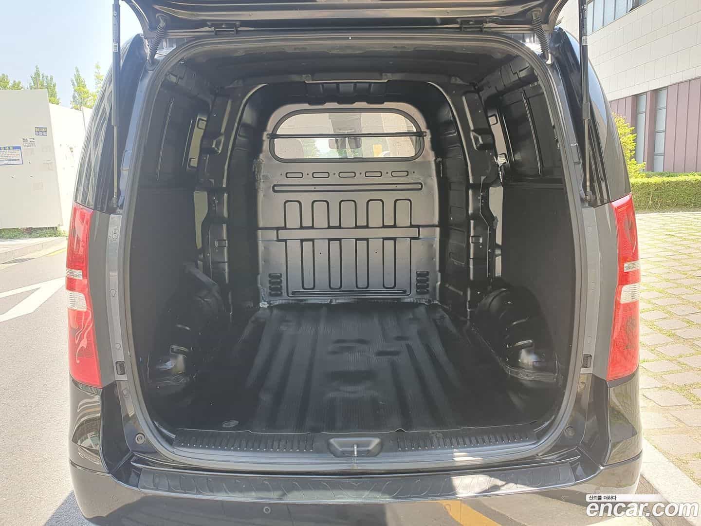 Starex Hyundai 2020.4-OPTION-023