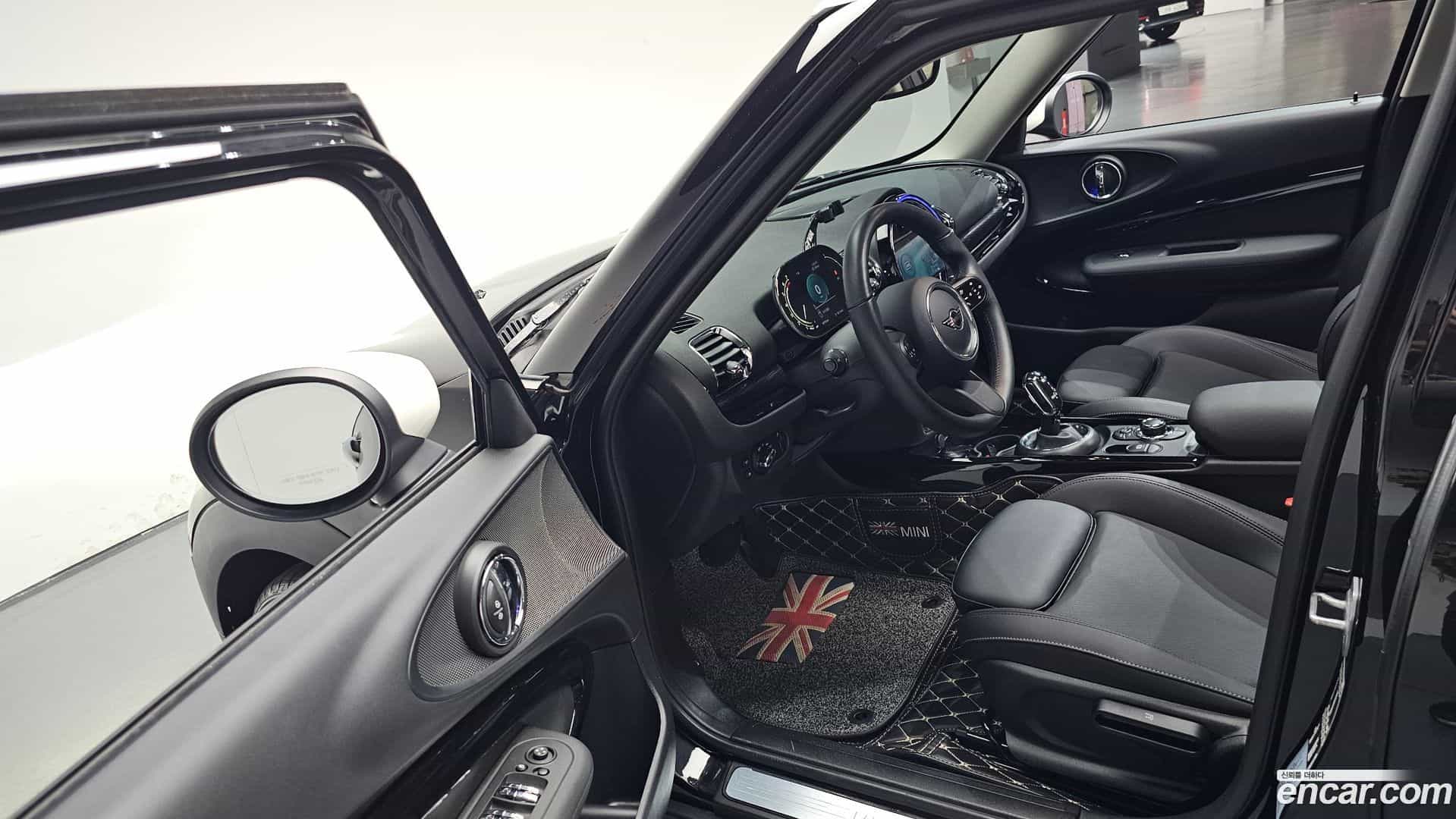 Clubman Mini 2023.4-INNER-010