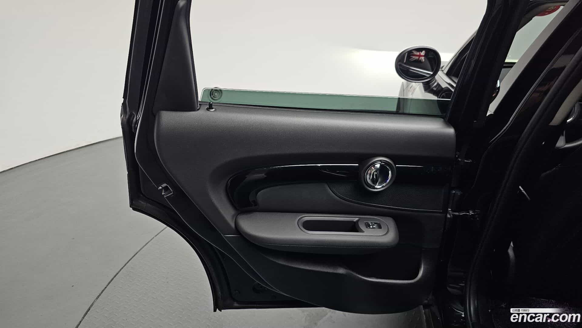 Clubman Mini 2023.4-INNER-035