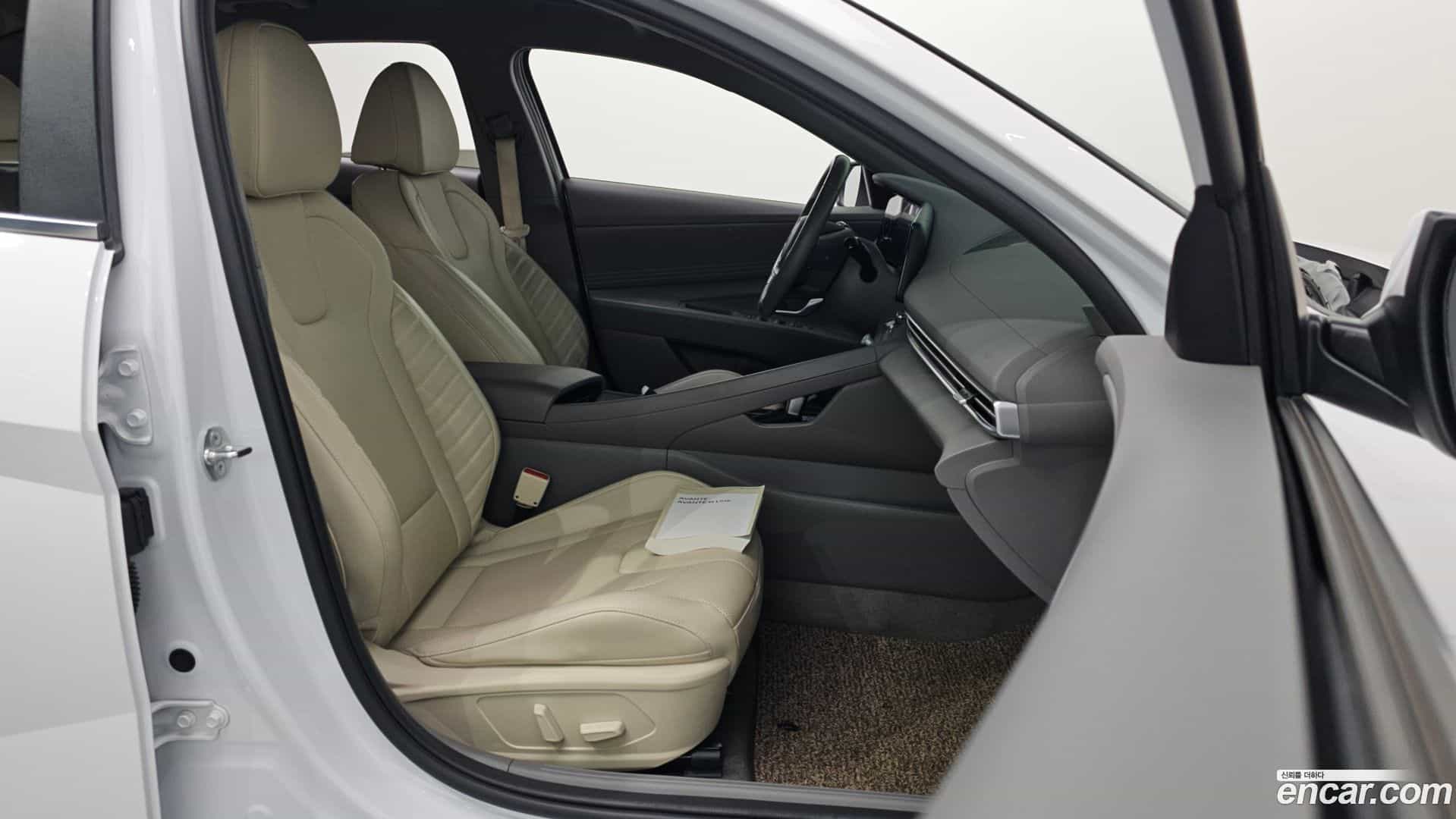 AVANTE Hyundai 2023.8-OPTION-015