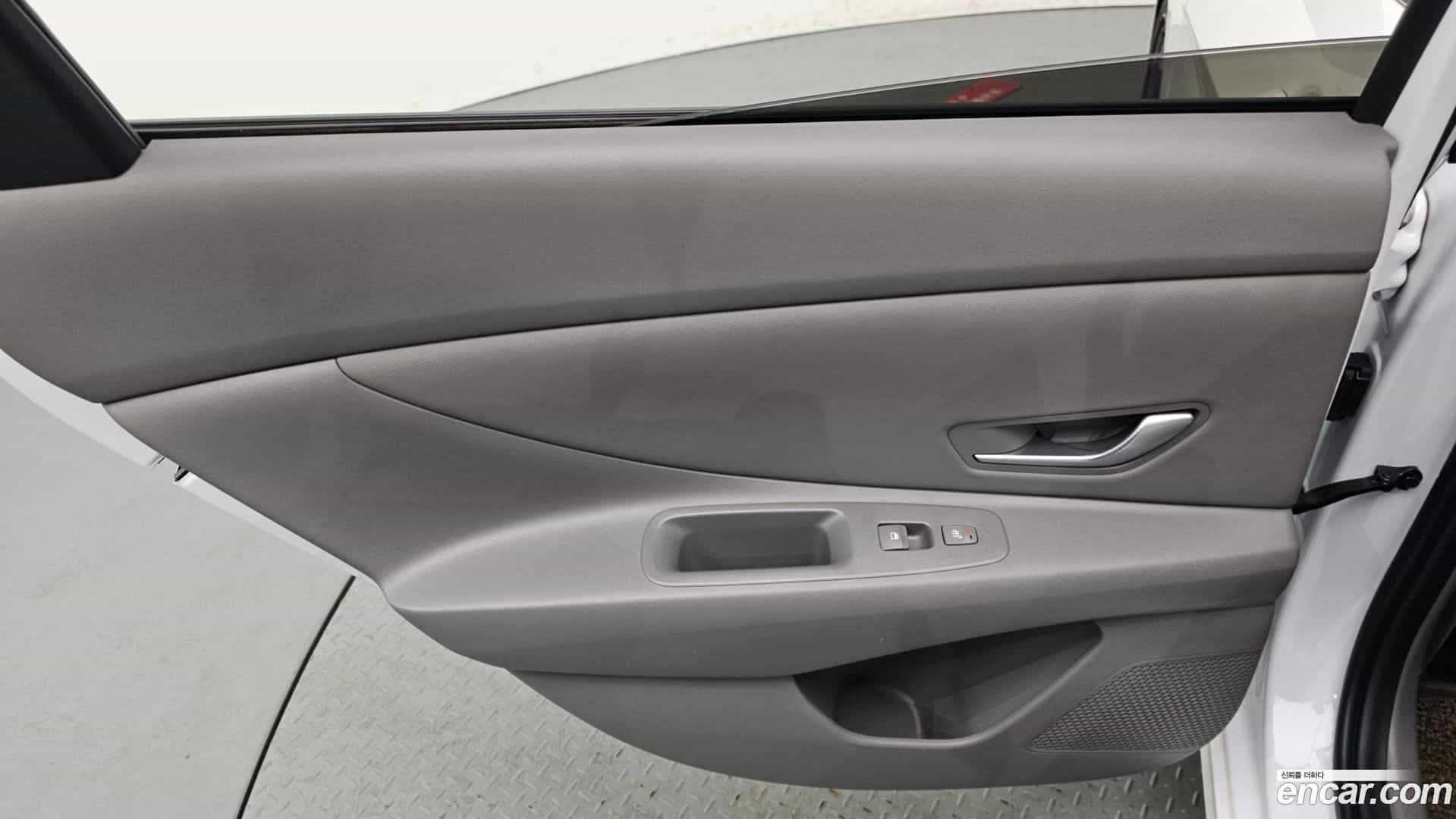 AVANTE Hyundai 2023.8-INNER-035
