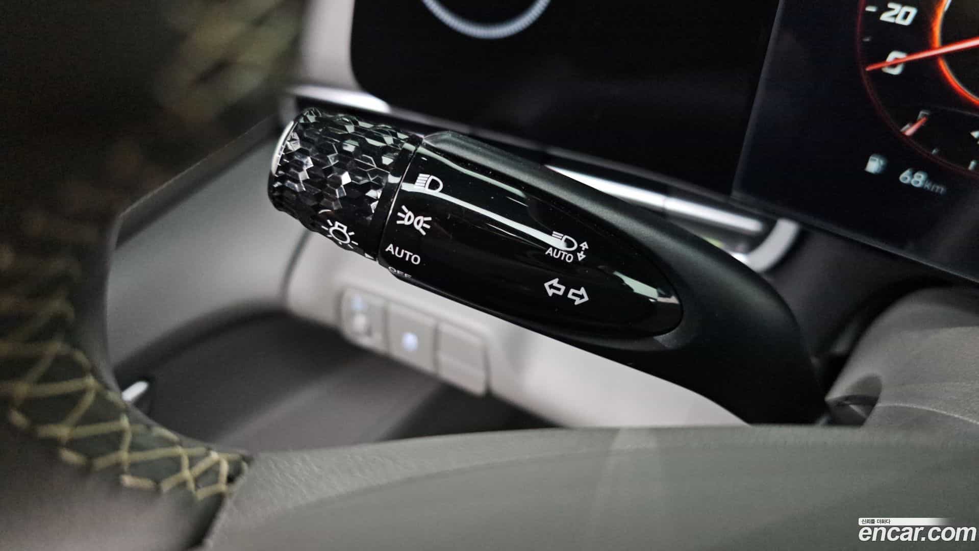 AVANTE Hyundai 2023.8-OPTION-042