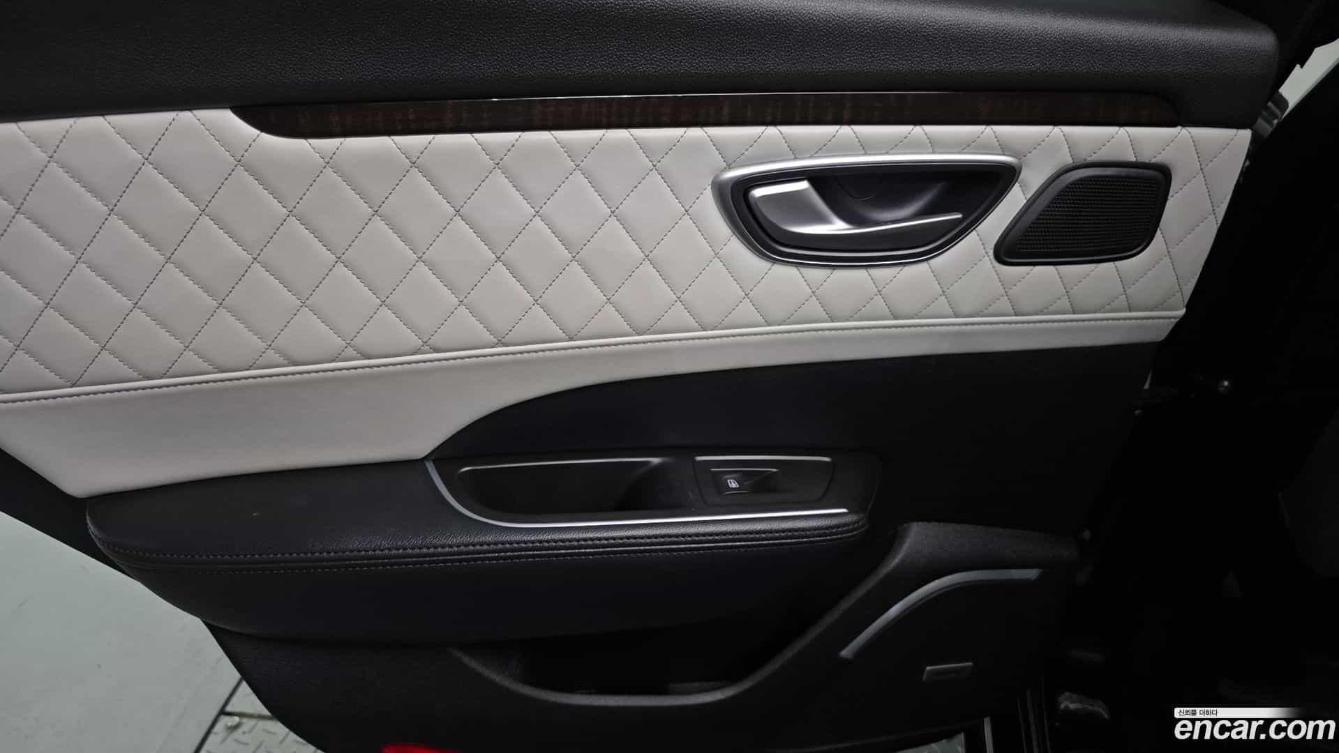 SM6 Renault Korea 2016.9-INNER-035