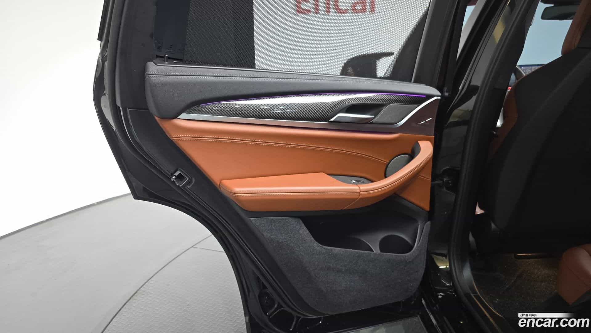 X3M BMW 2021.5-INNER-035