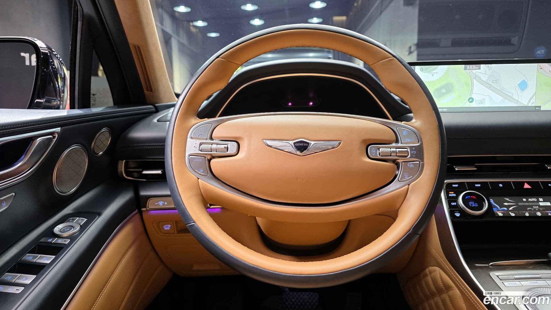 Main__Slider__Photo:GV80 Genesis 2021.11-12