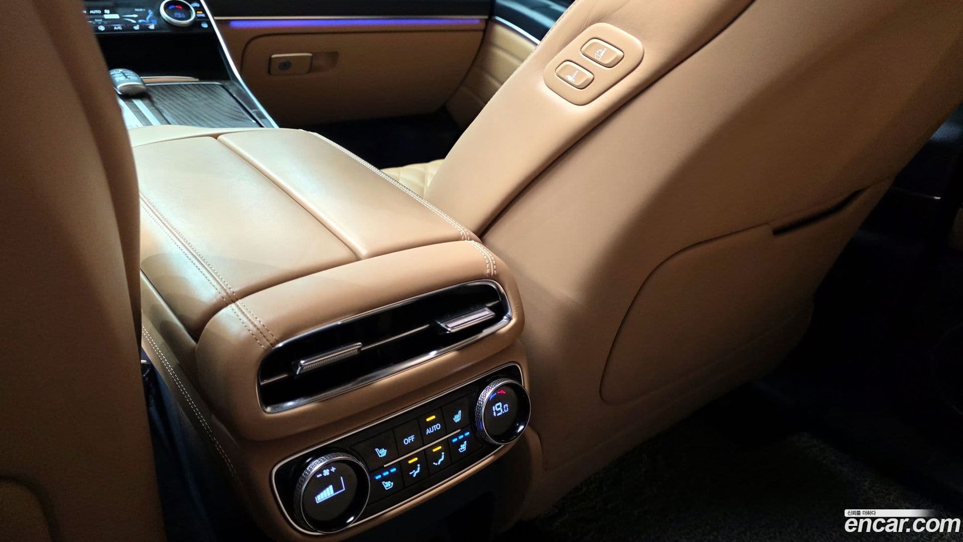 Main__Slider__Photo:GV80 Genesis 2021.11-18