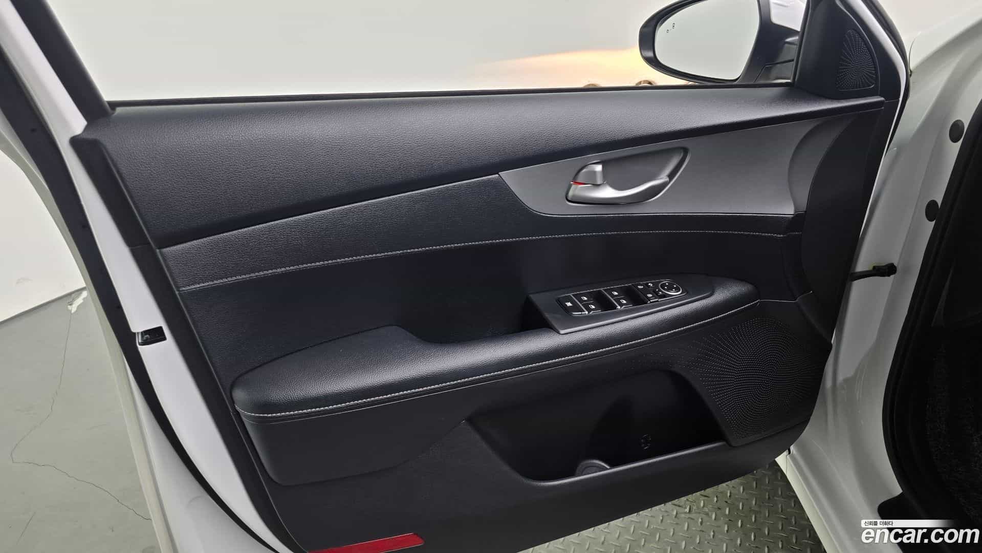 K3 Kia 2020.5-INNER-034