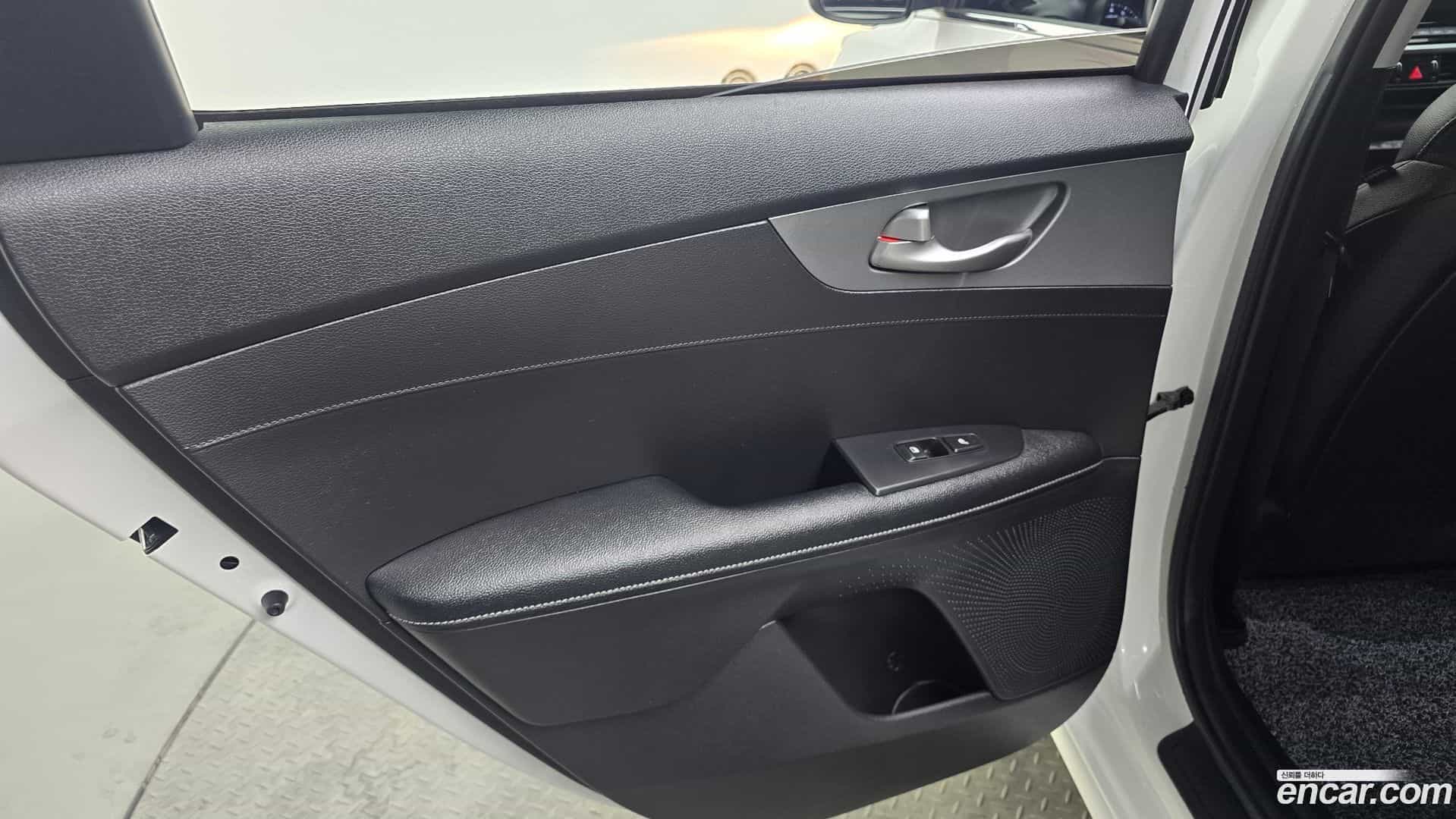 K3 Kia 2020.5-INNER-035
