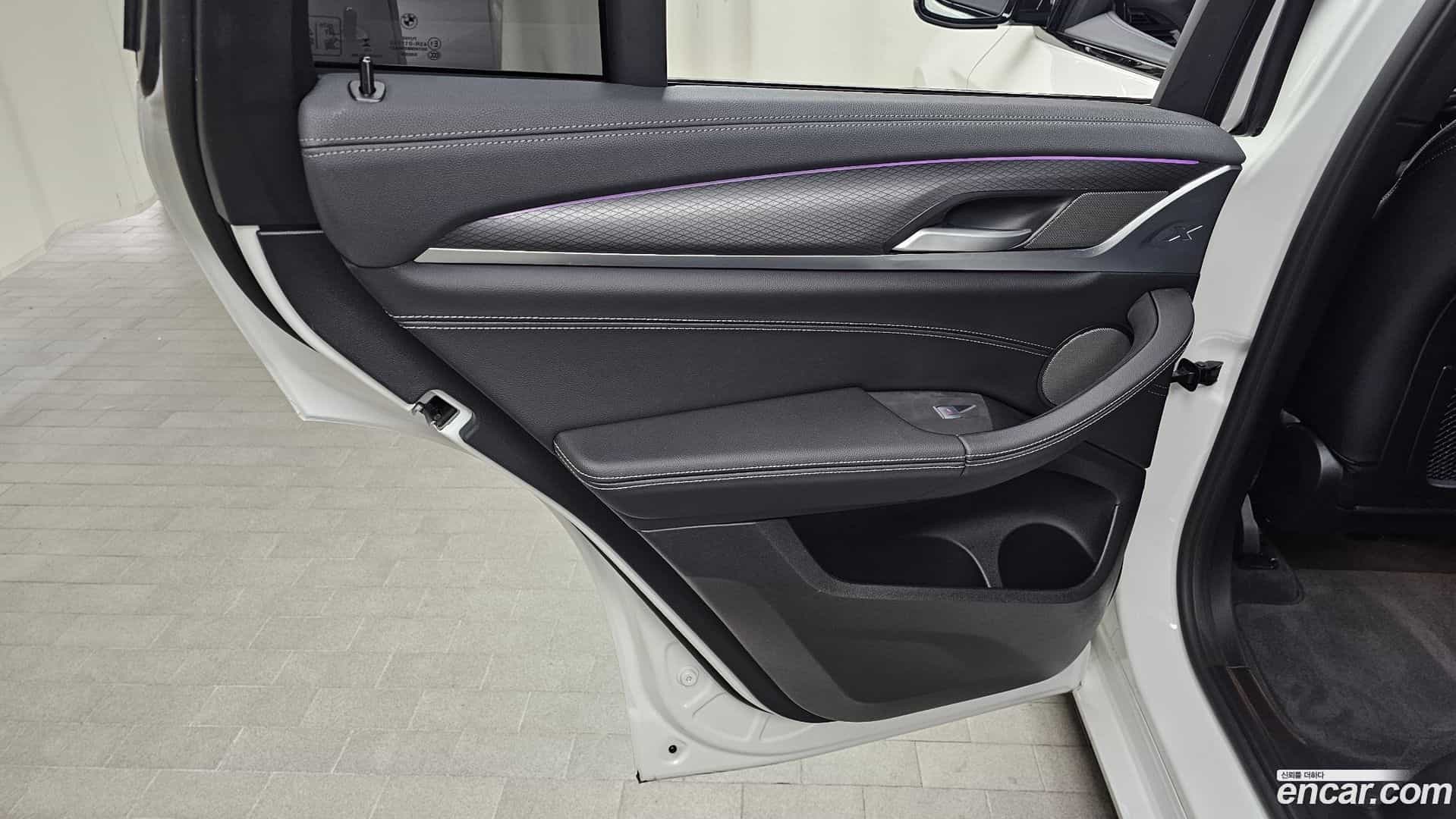 X4 BMW 2025.6-INNER-035