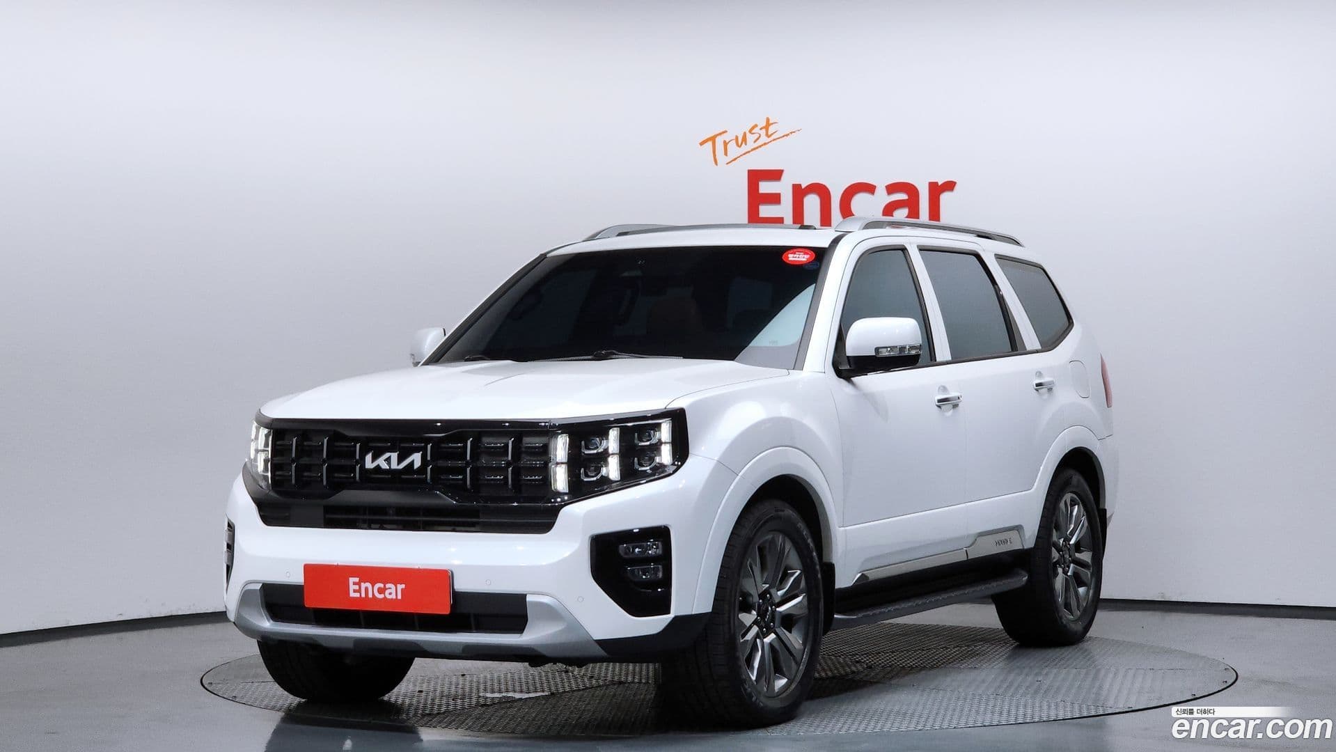 Main__Slider__Photo:Mohave Kia 2022.5-0