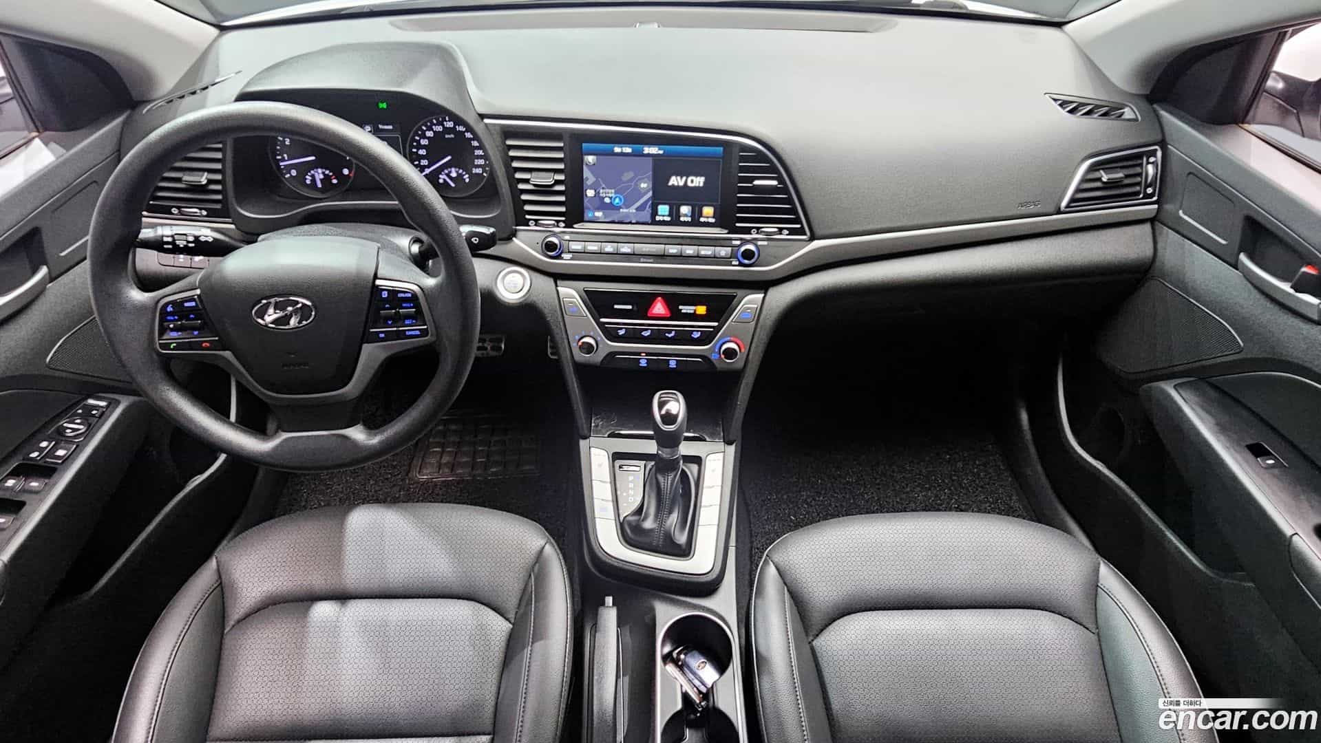 AVANTE Hyundai 2017.8-INNER-007