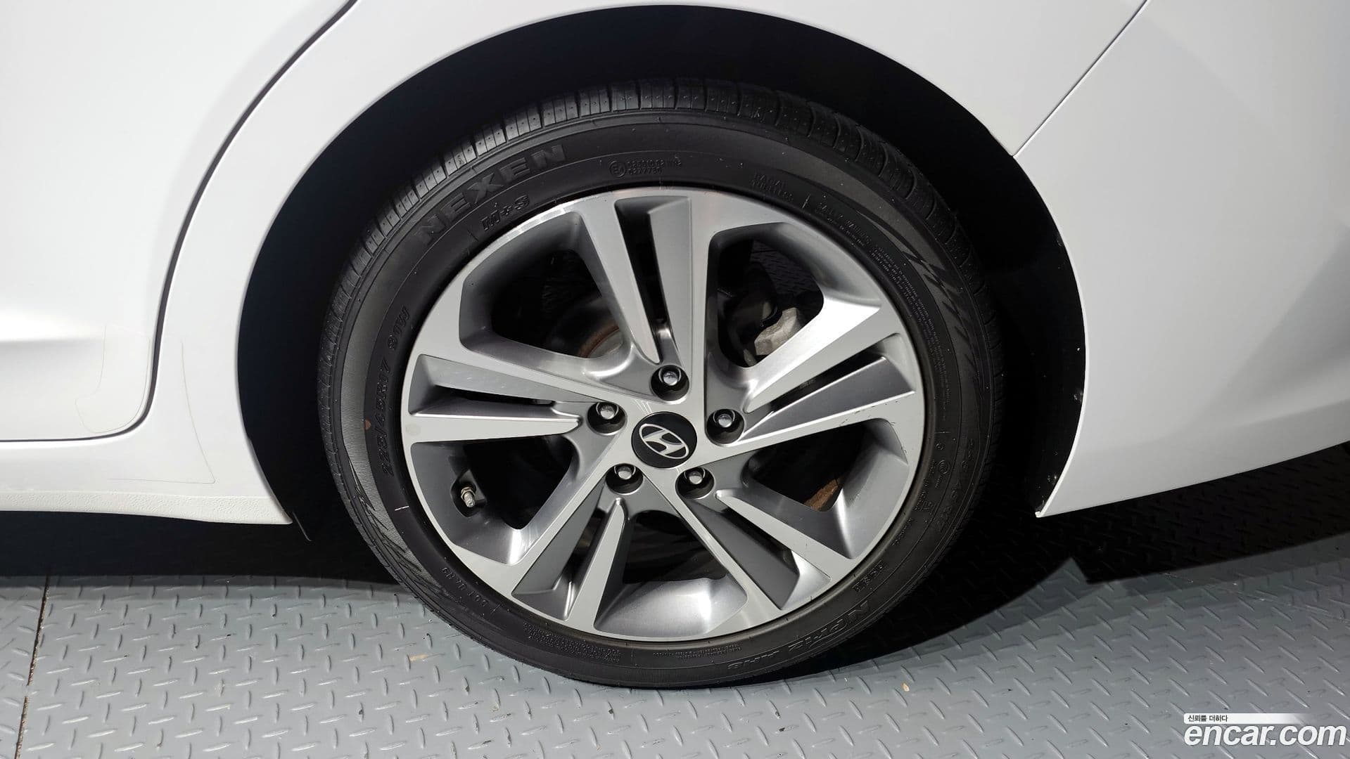 Main__Slider__Photo:AVANTE Hyundai 2017.8-20